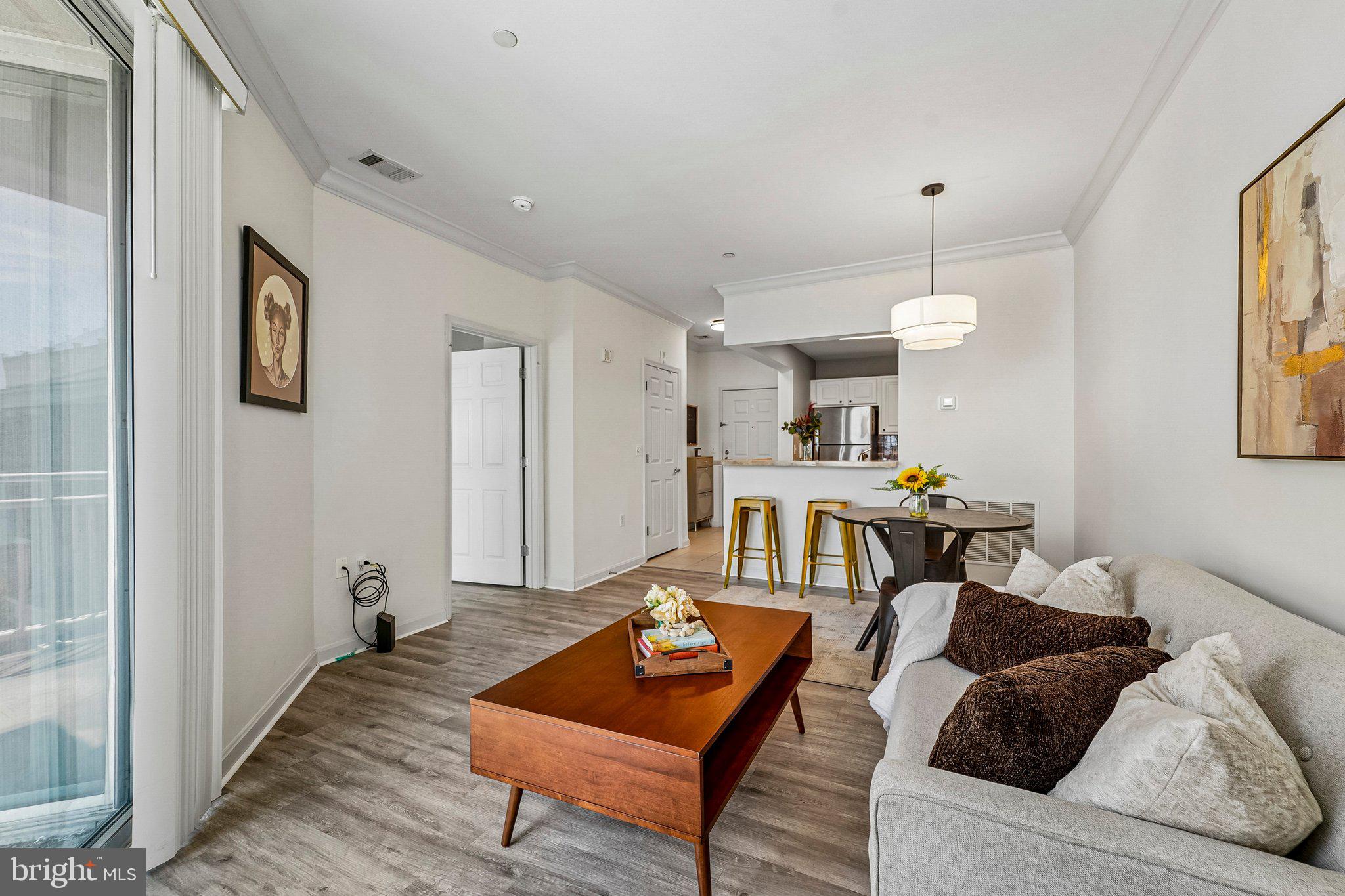 PIERSIDE AT HARBORVIEW - Residential
