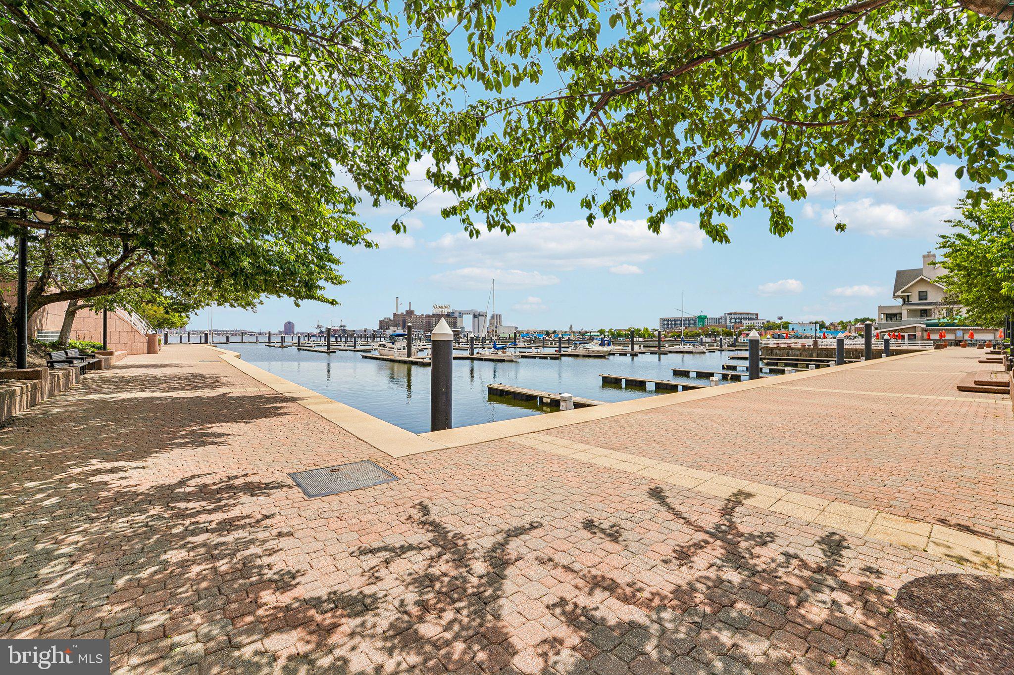 PIERSIDE AT HARBORVIEW - Residential