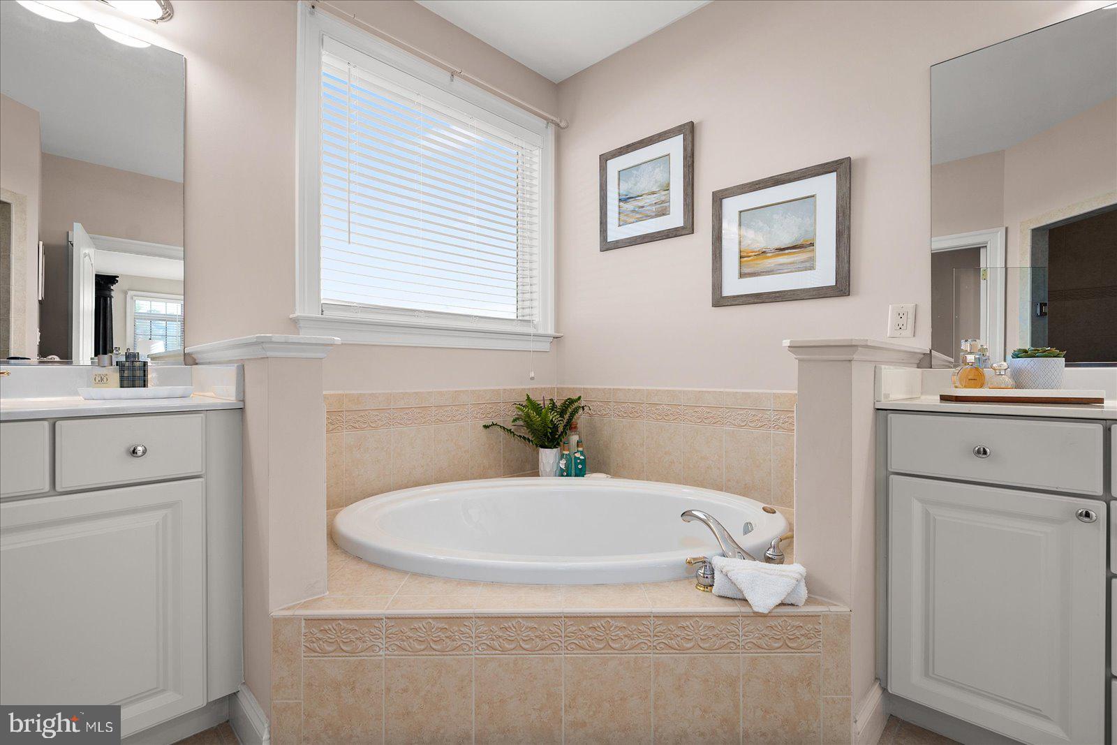 WEST OCEAN CITY - Residential