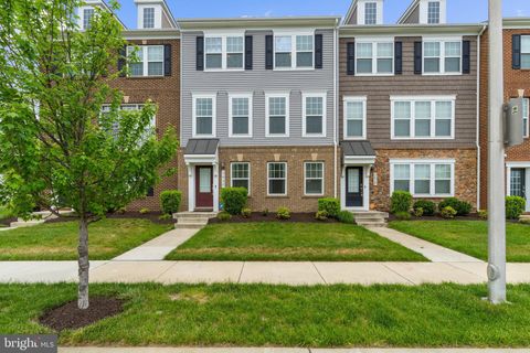 Photo of 3826 Rock Spring Drive, UPPER MARLBORO, MD 20772 (MLS # MDPG2201282)