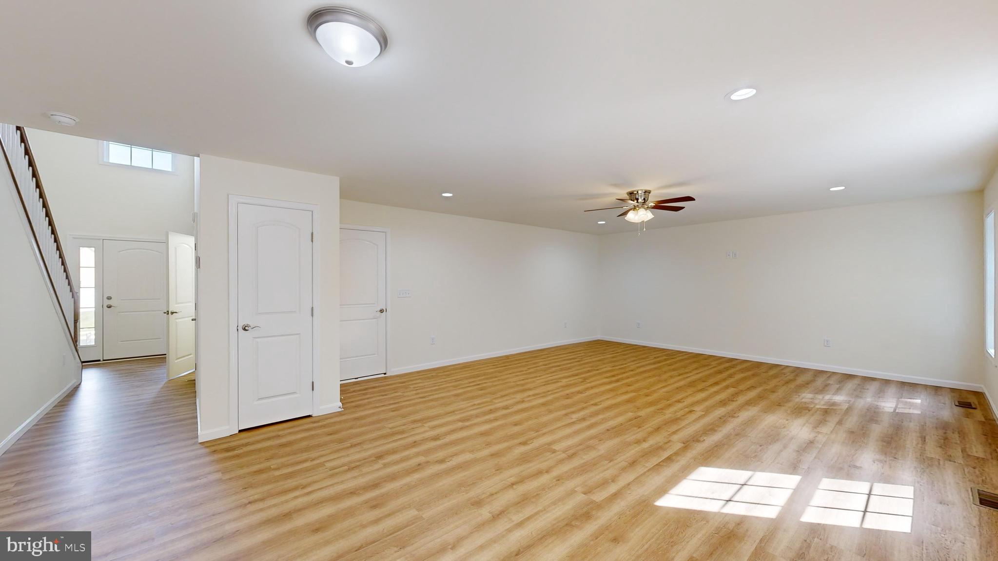 ST GEORGES CROSSING - Residential