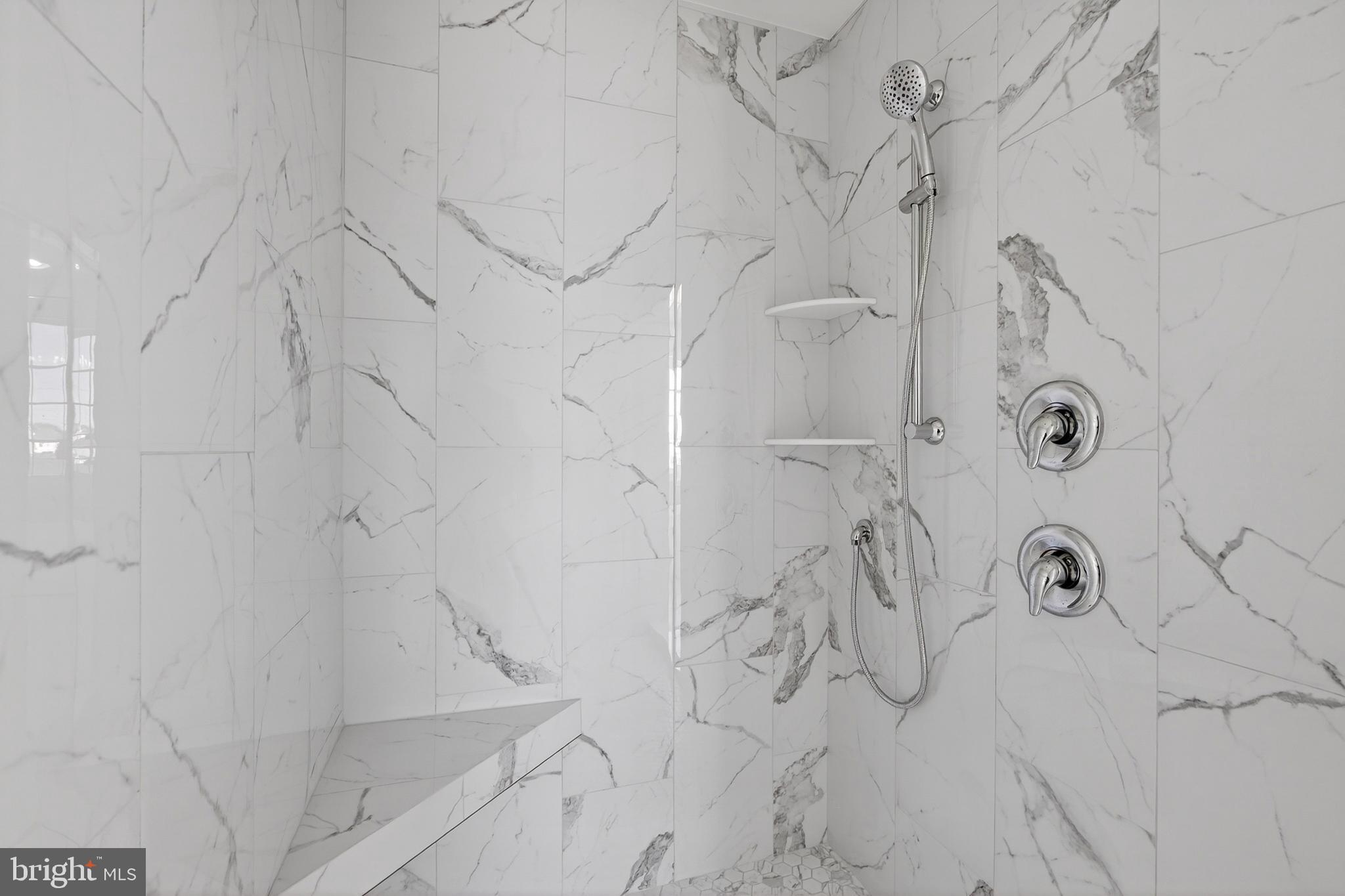 ST GEORGES CROSSING - Residential