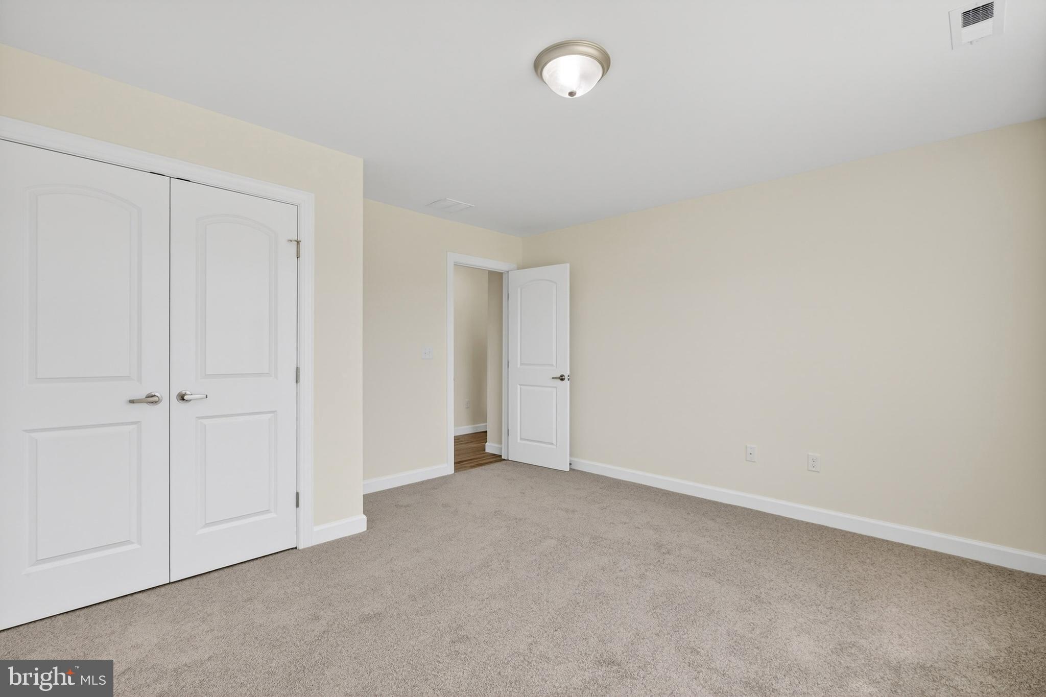 ST GEORGES CROSSING - Residential