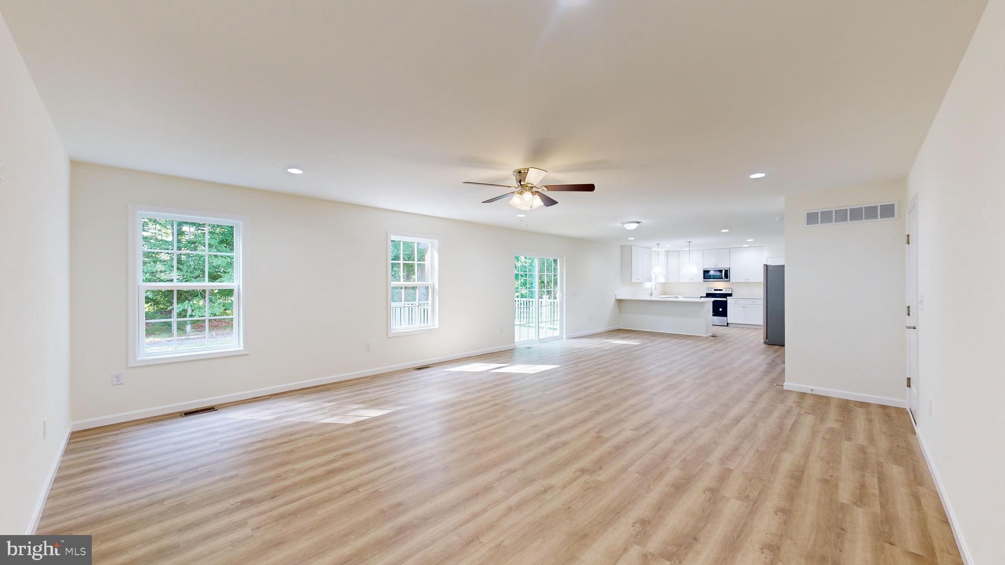 ST GEORGES CROSSING - Residential