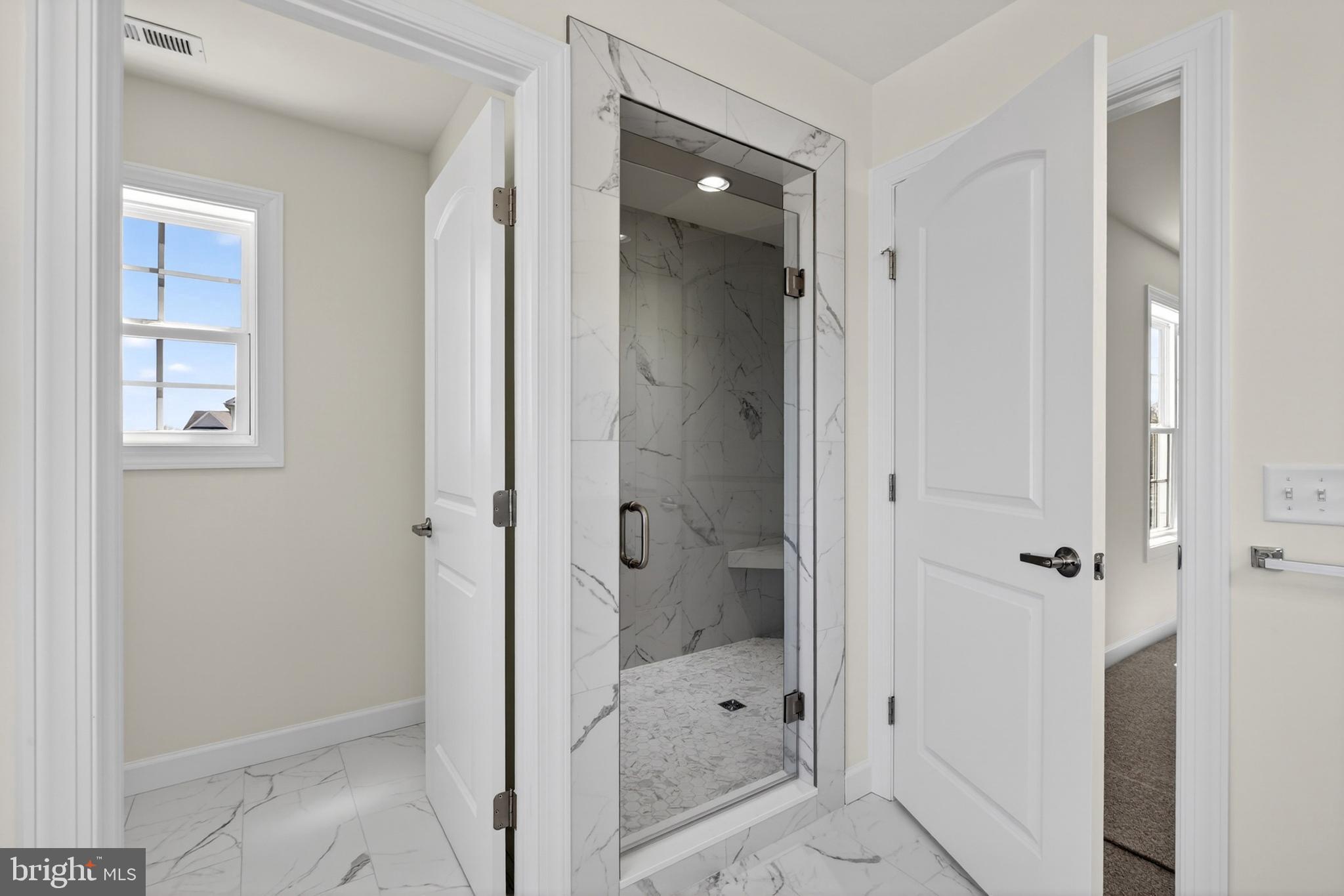 ST GEORGES CROSSING - Residential