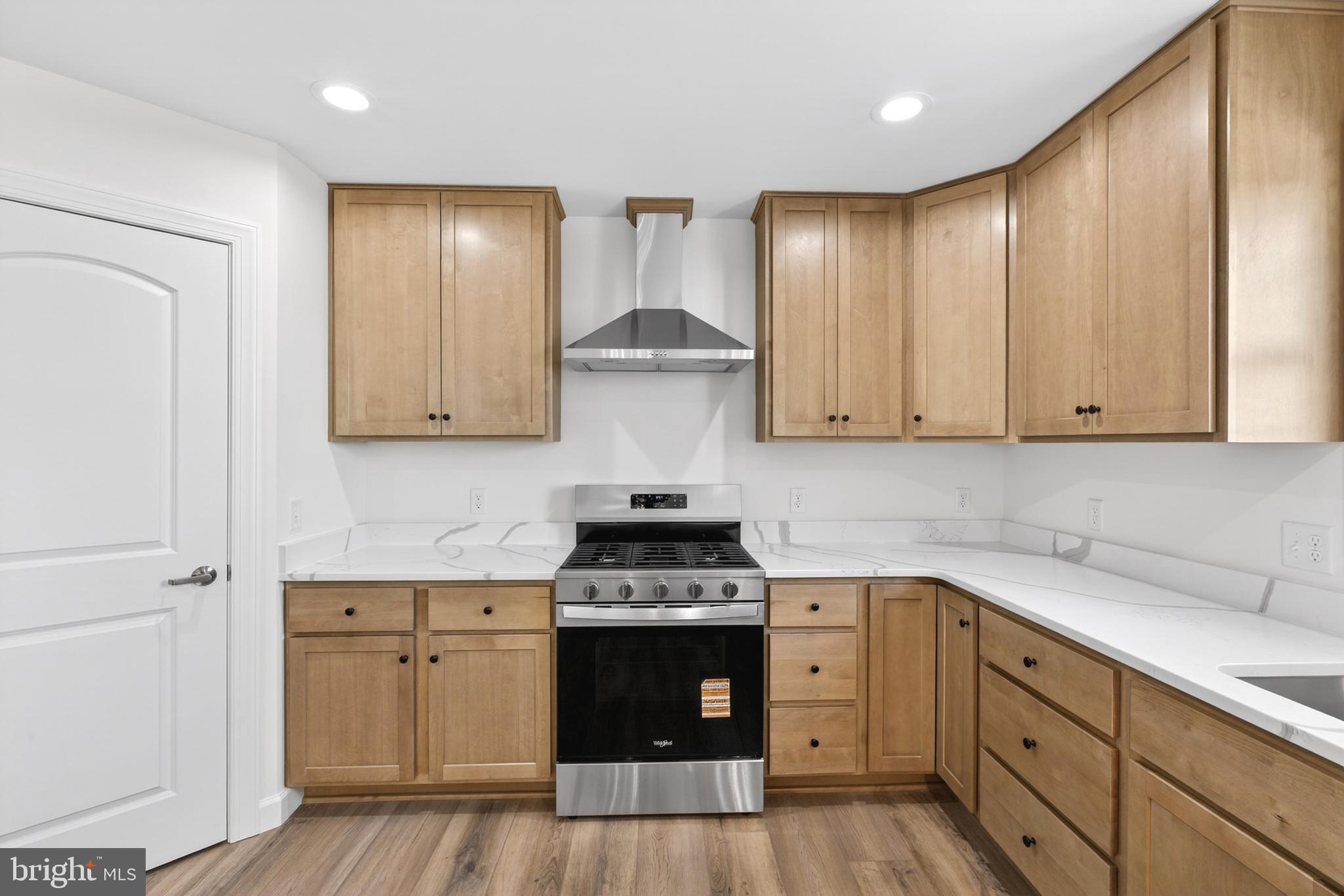 ST GEORGES CROSSING - Residential