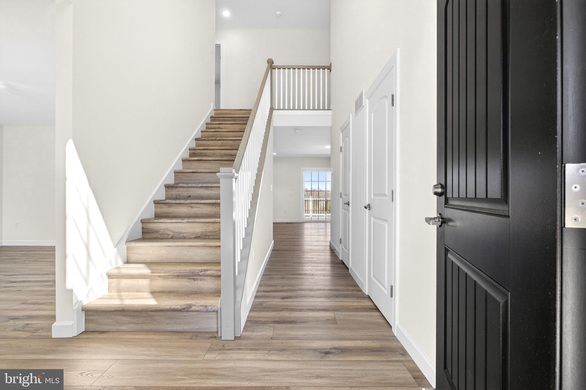 ST GEORGES CROSSING - Residential