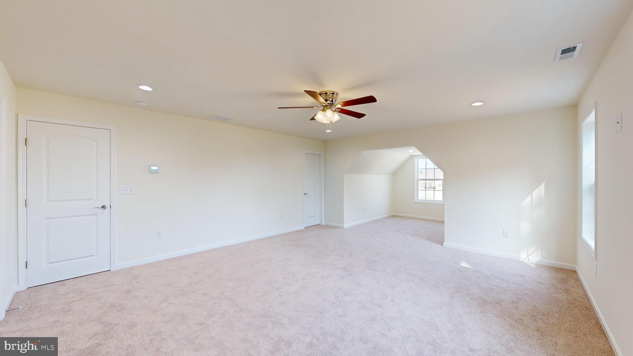 ST GEORGES CROSSING - Residential