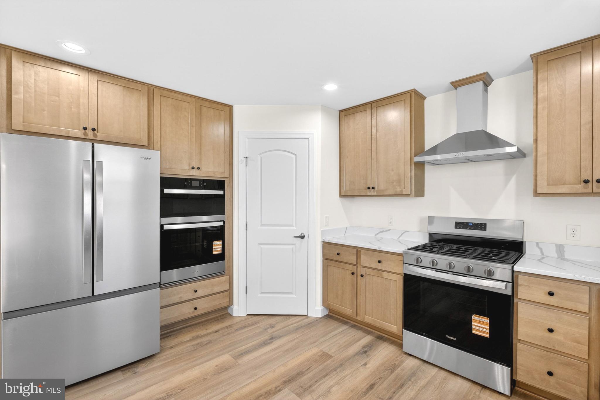 ST GEORGES CROSSING - Residential