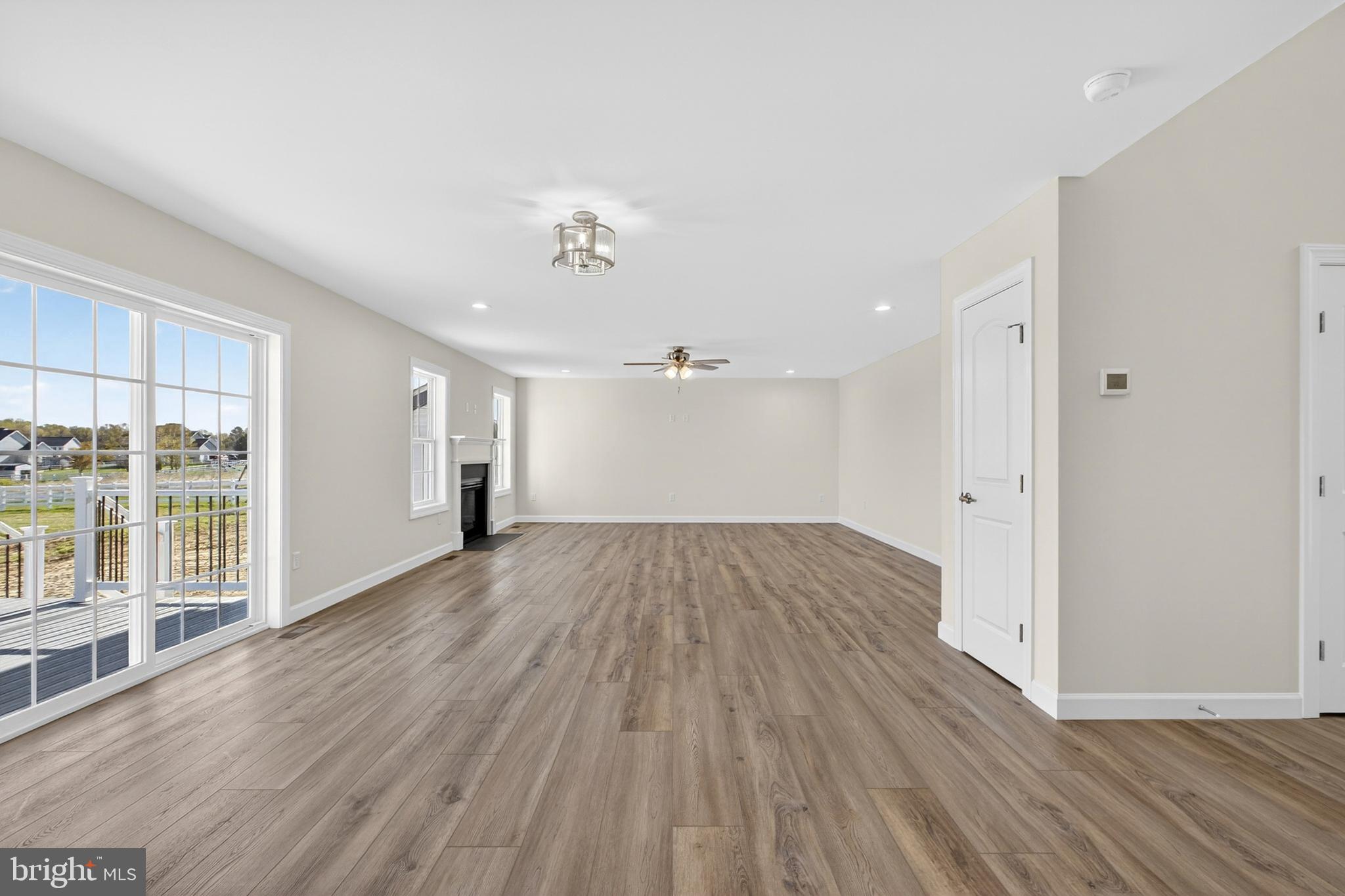 ST GEORGES CROSSING - Residential