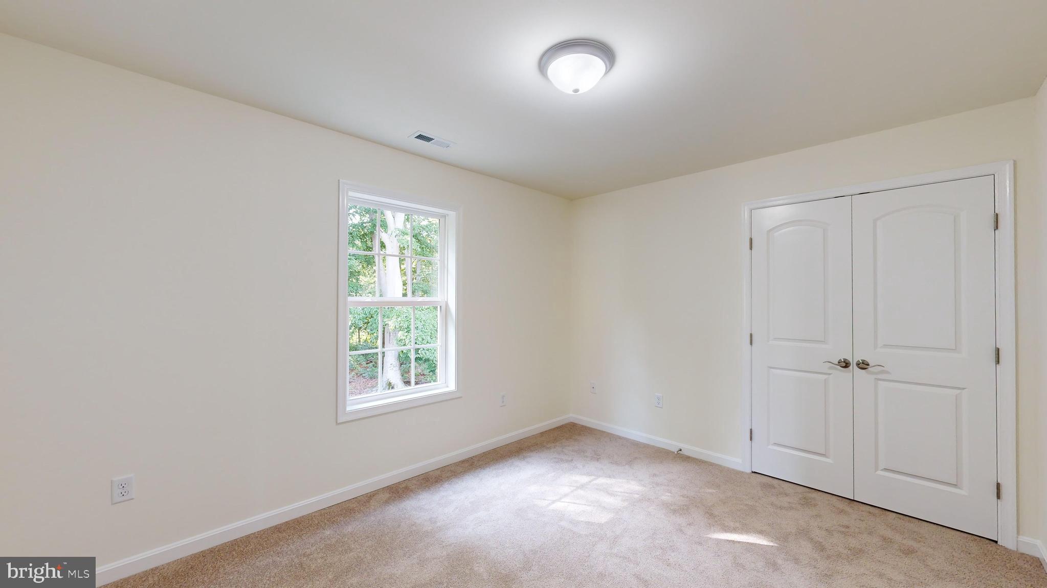 ST GEORGES CROSSING - Residential