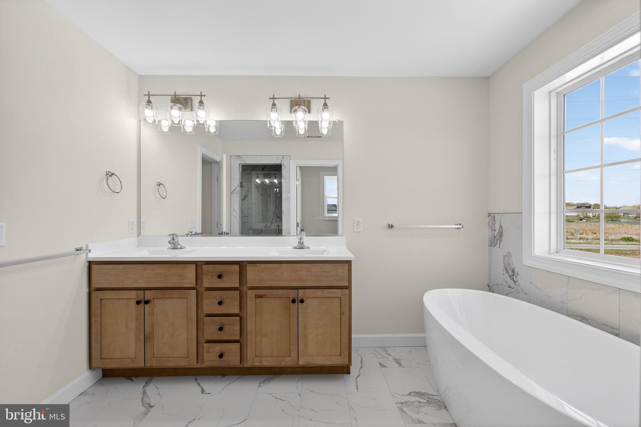 ST GEORGES CROSSING - Residential