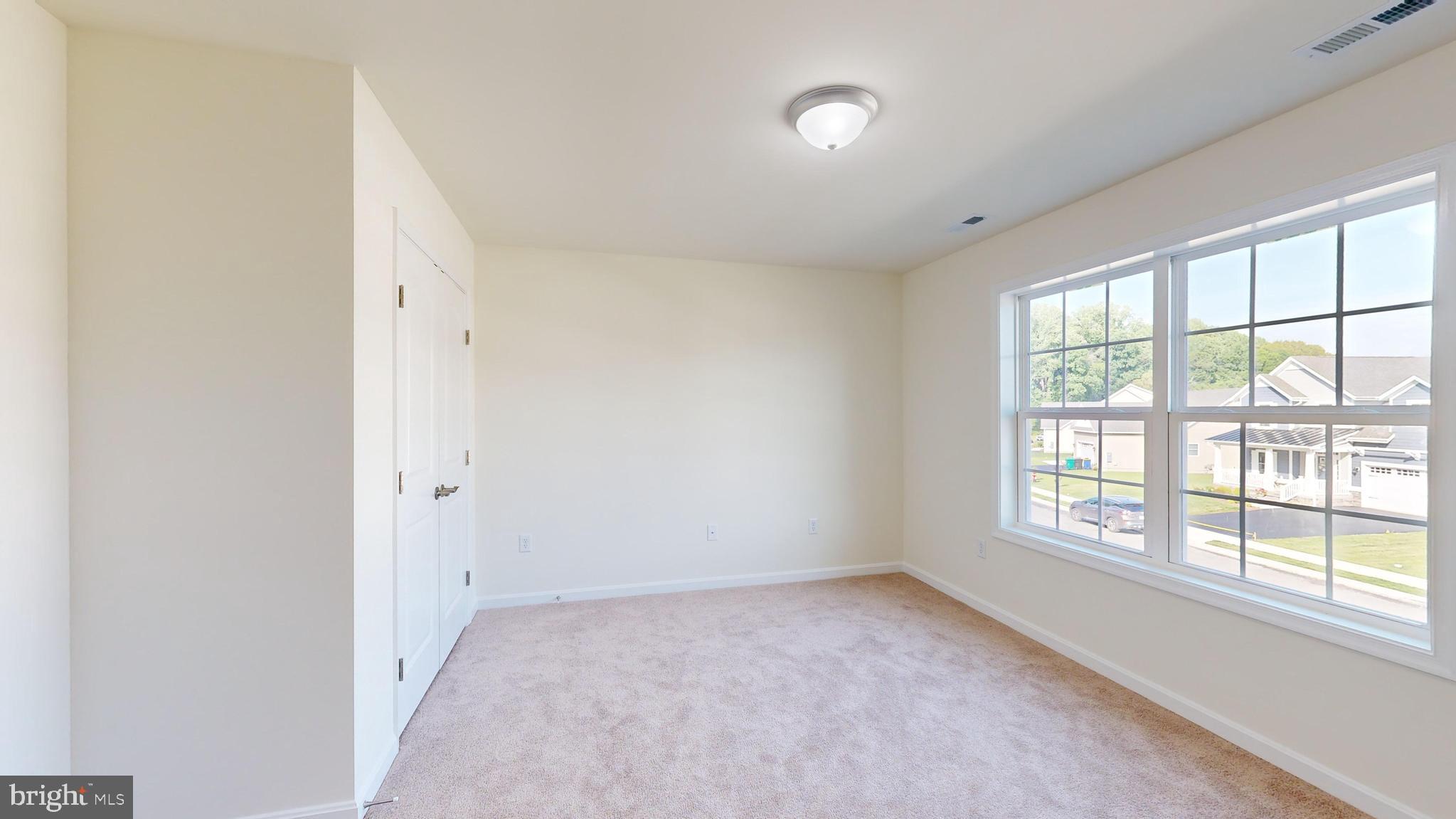 ST GEORGES CROSSING - Residential