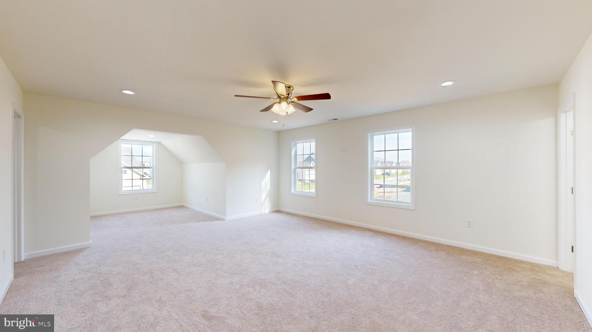 ST GEORGES CROSSING - Residential