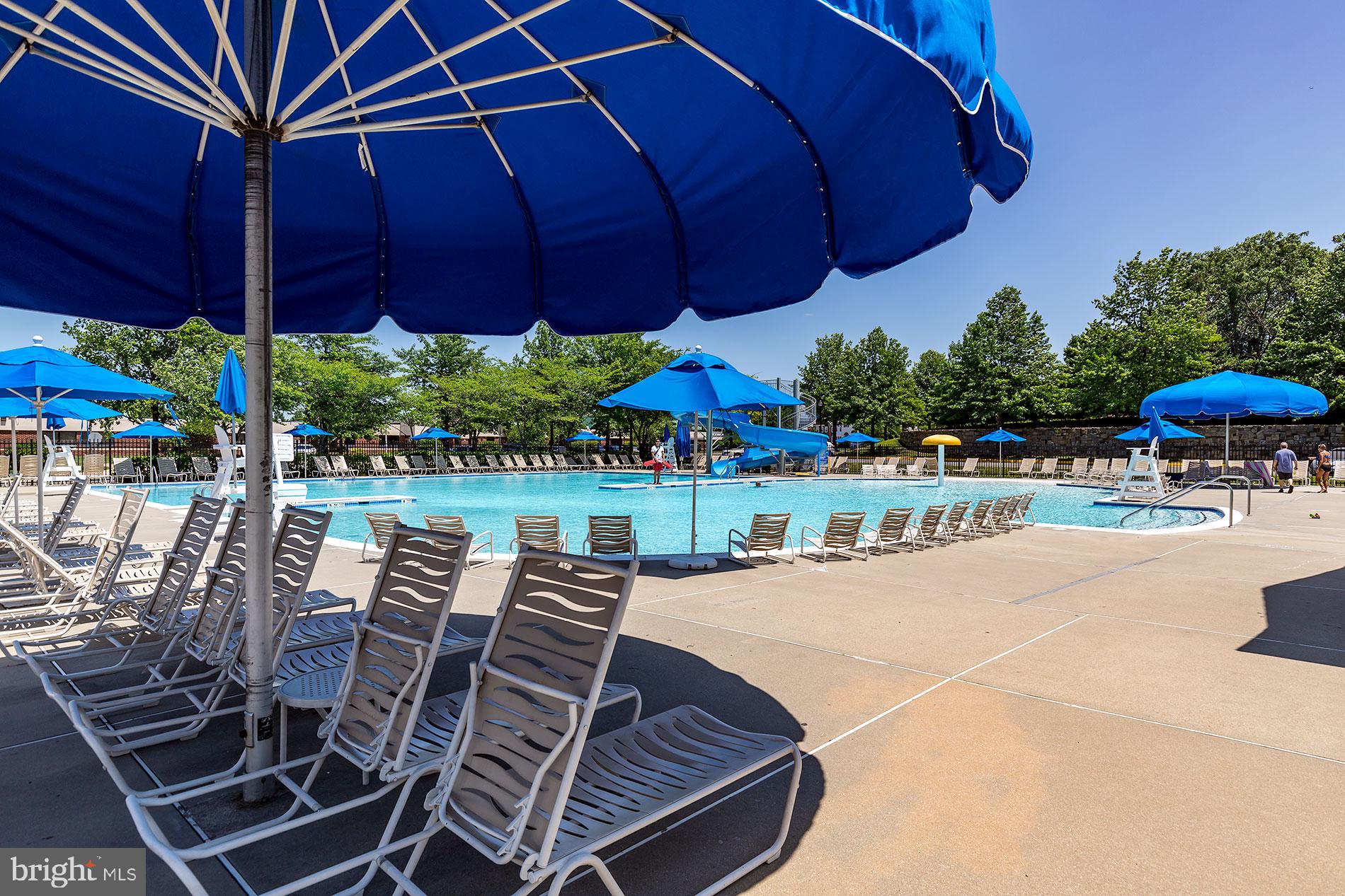 SOUTH RIDING - Residential