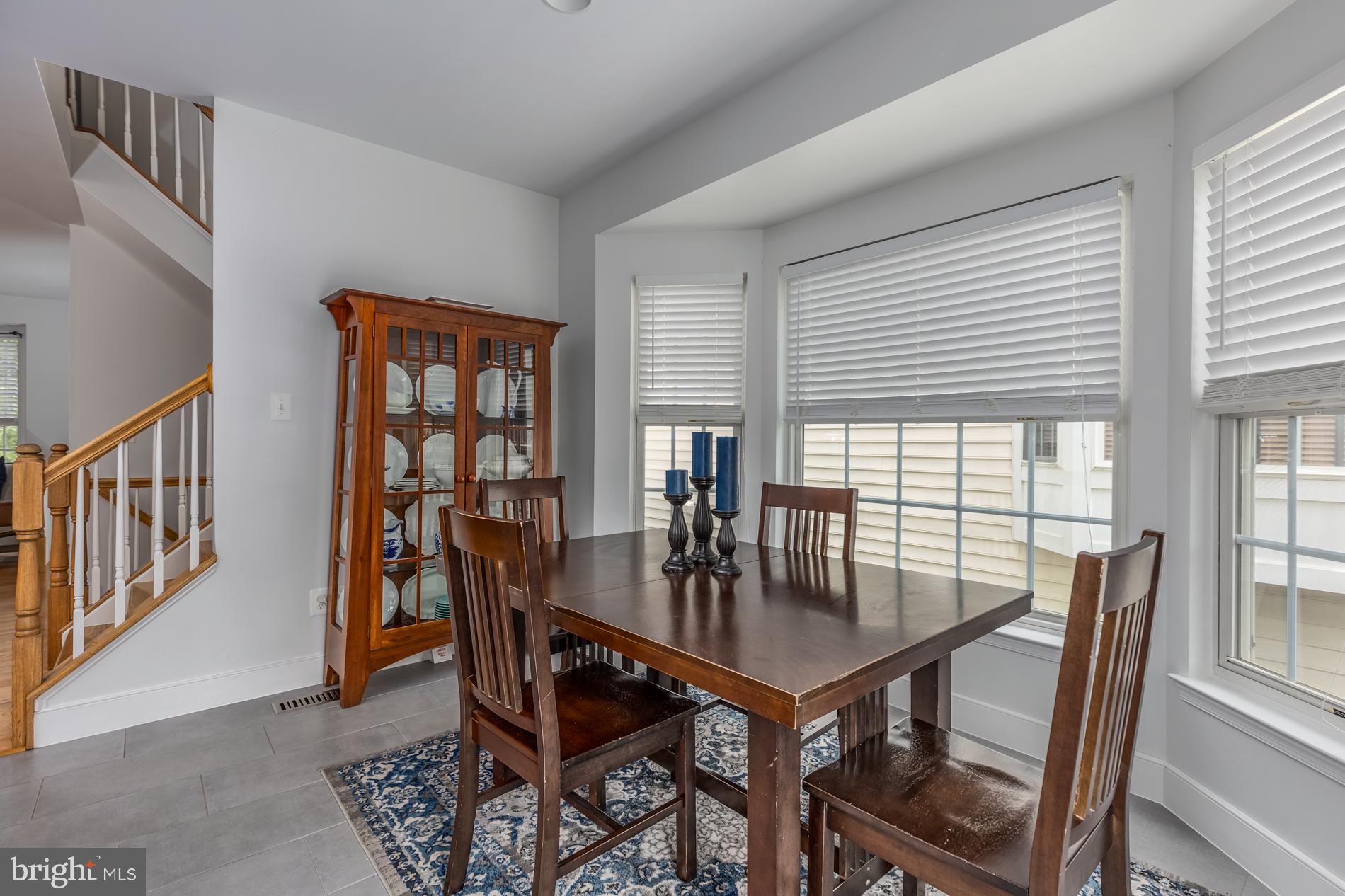 SOUTH RIDING - Residential