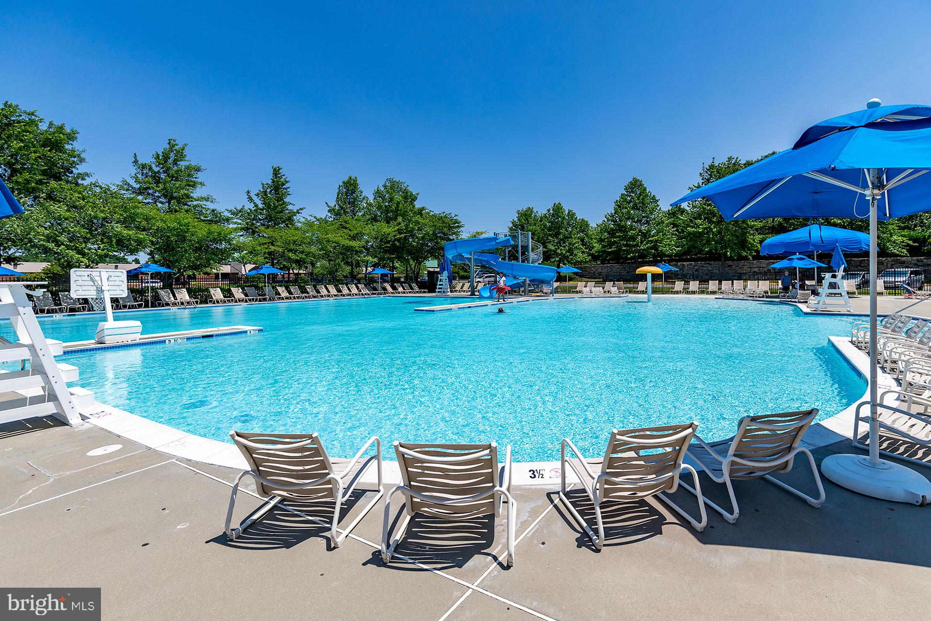 SOUTH RIDING - Residential