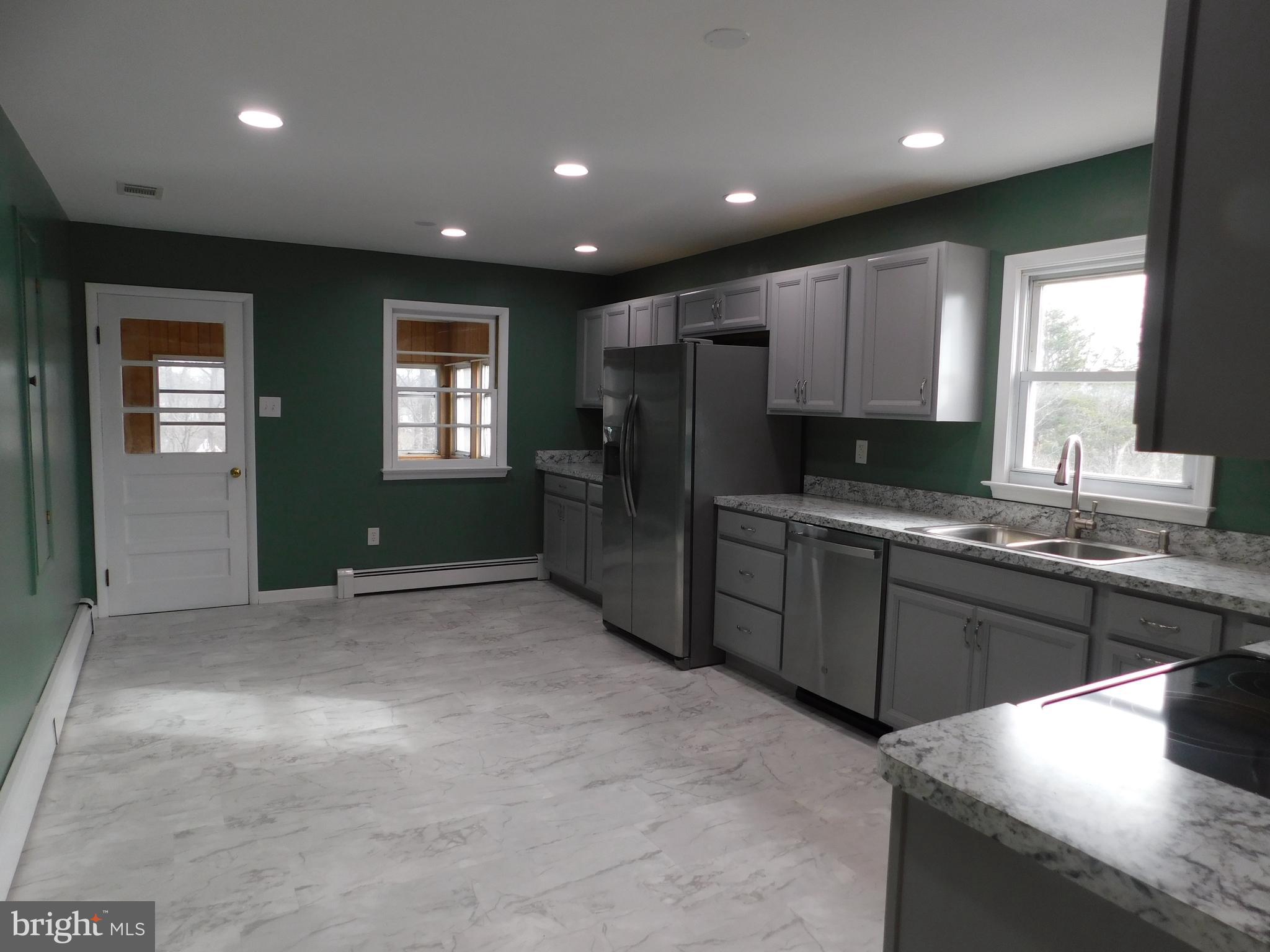 FREDERICK COUNTY - Residential Lease