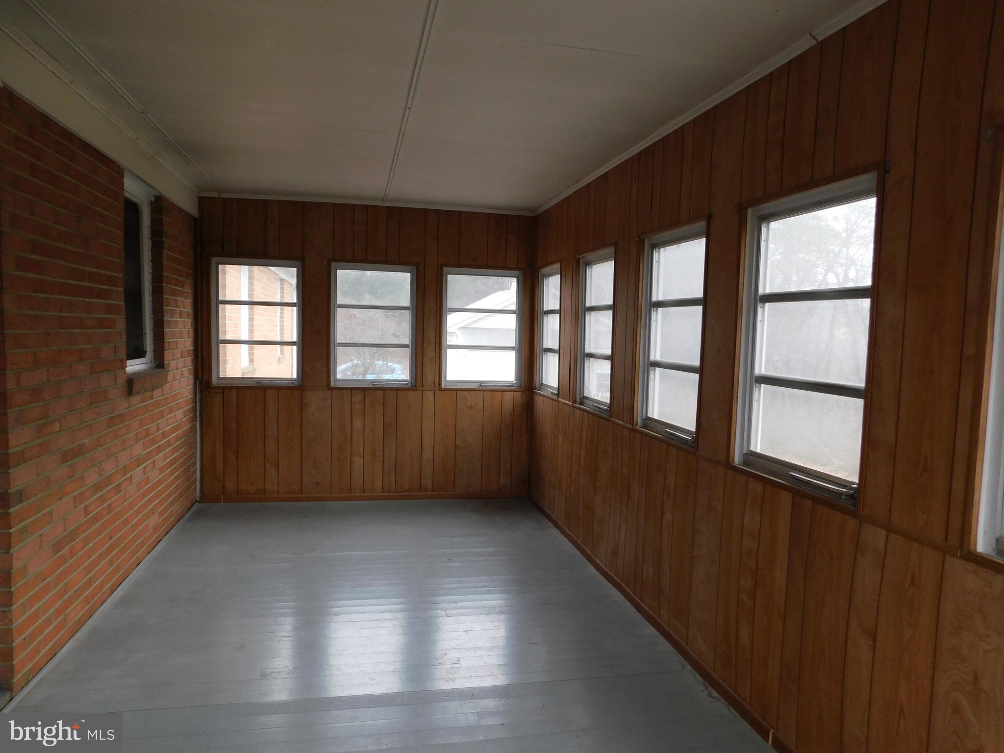 FREDERICK COUNTY - Residential Lease