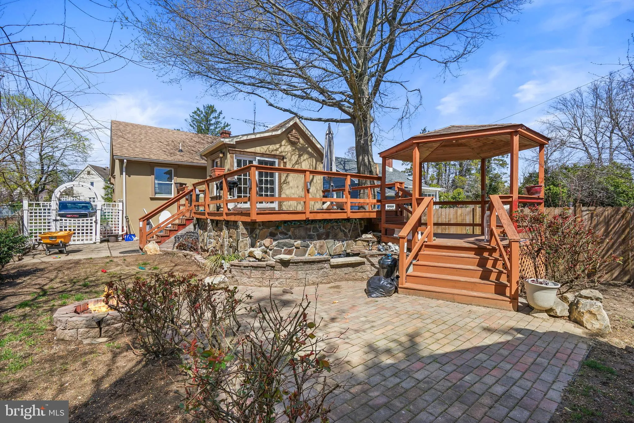 Ewing, New Jersey 08638, United States, 2 Bedrooms Bedrooms, ,1 BathroomBathrooms,Residential,Pending,105392