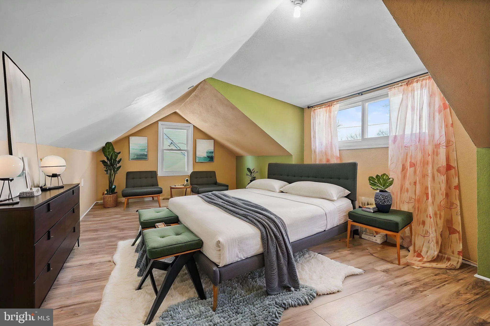 Ewing, New Jersey 08638, United States, 2 Bedrooms Bedrooms, ,1 BathroomBathrooms,Residential,Pending,105392