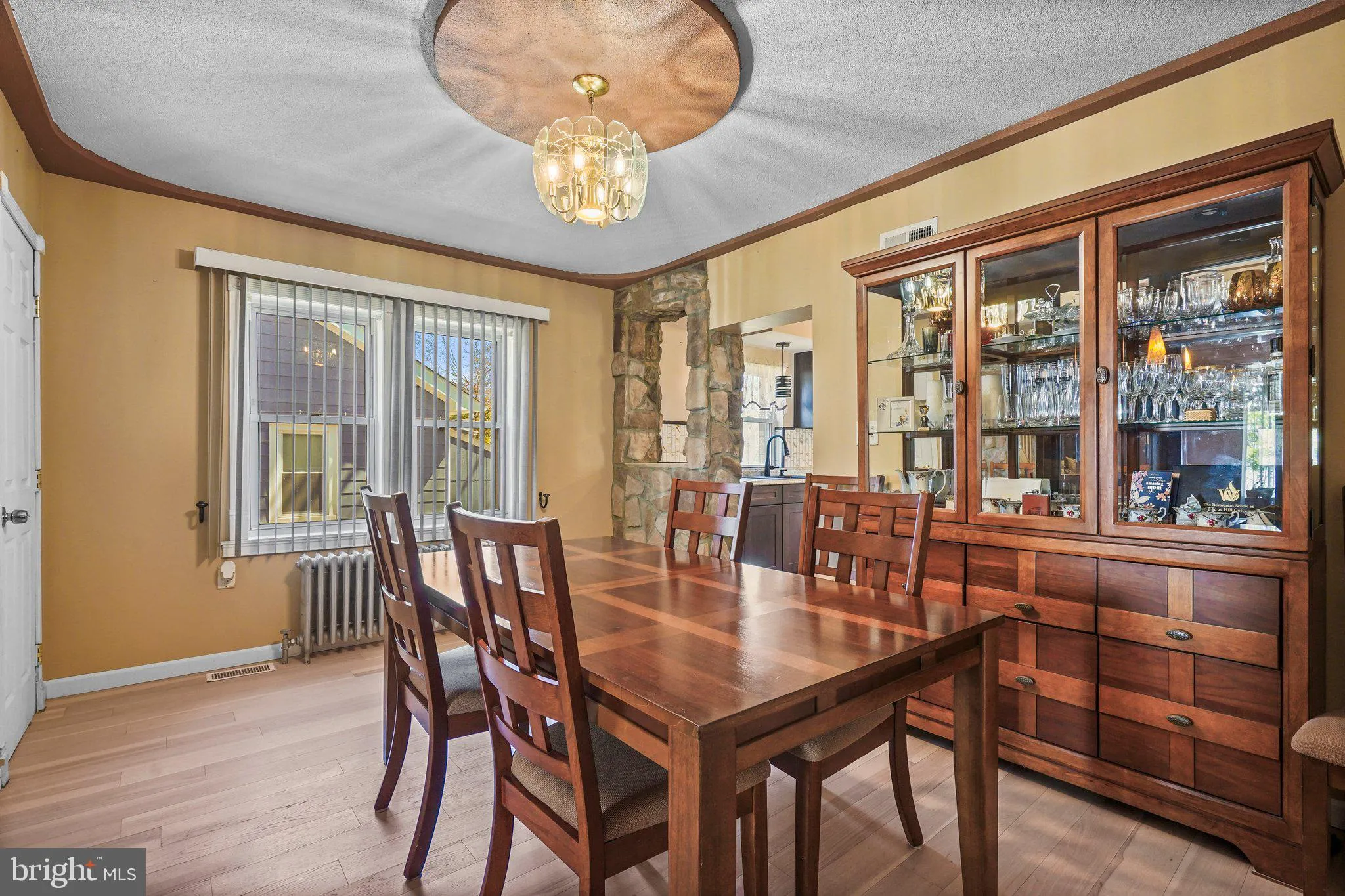 Ewing, New Jersey 08638, United States, 2 Bedrooms Bedrooms, ,1 BathroomBathrooms,Residential,Pending,105392