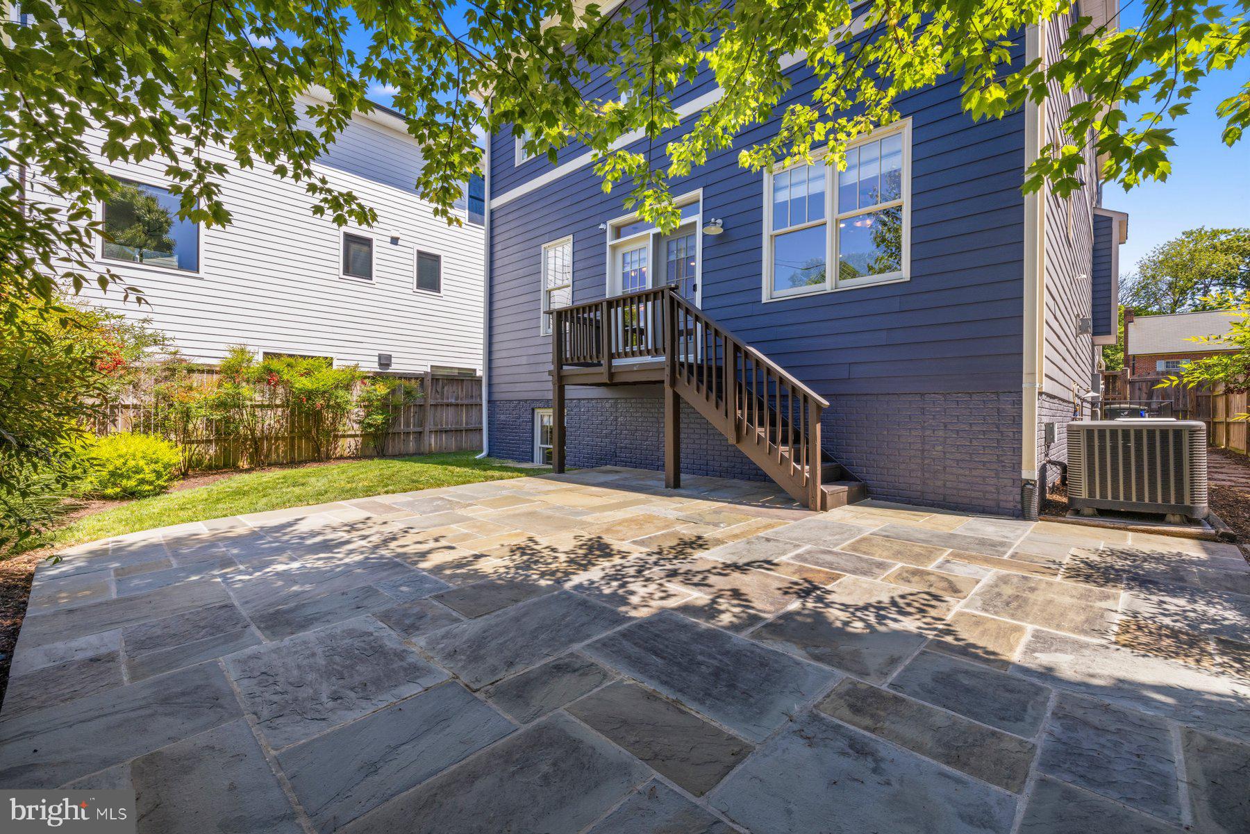 ASHTON HEIGHTS - Residential