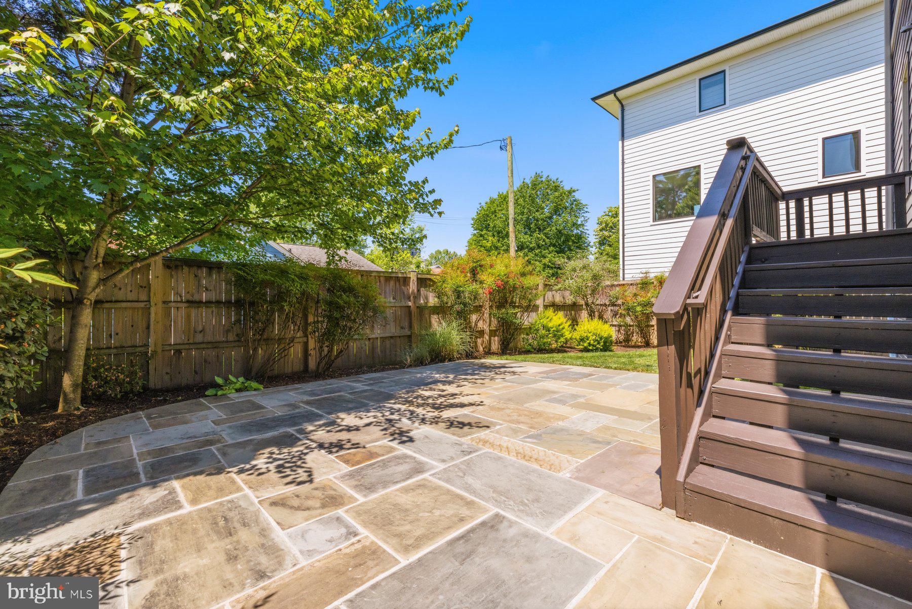 ASHTON HEIGHTS - Residential