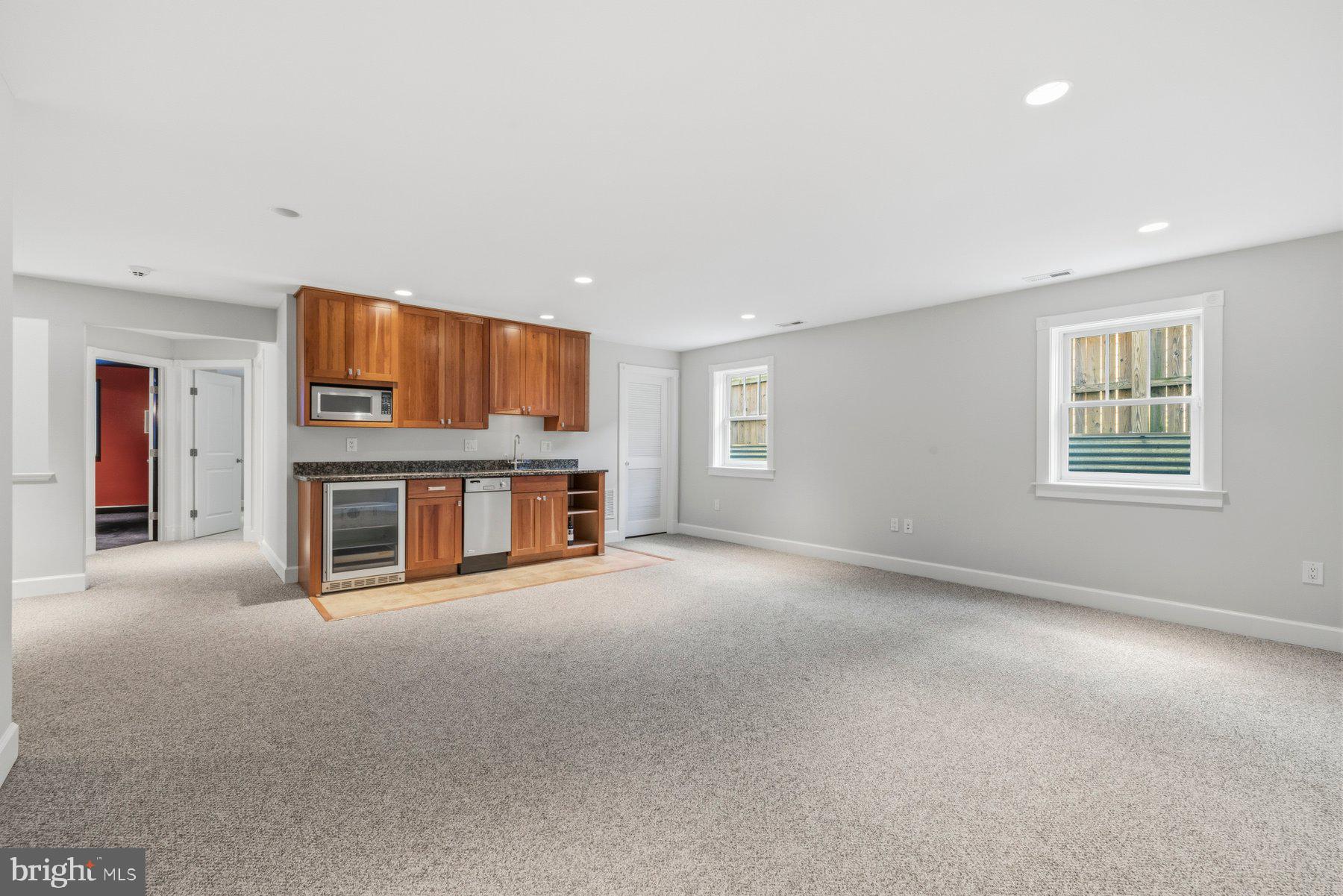 ASHTON HEIGHTS - Residential