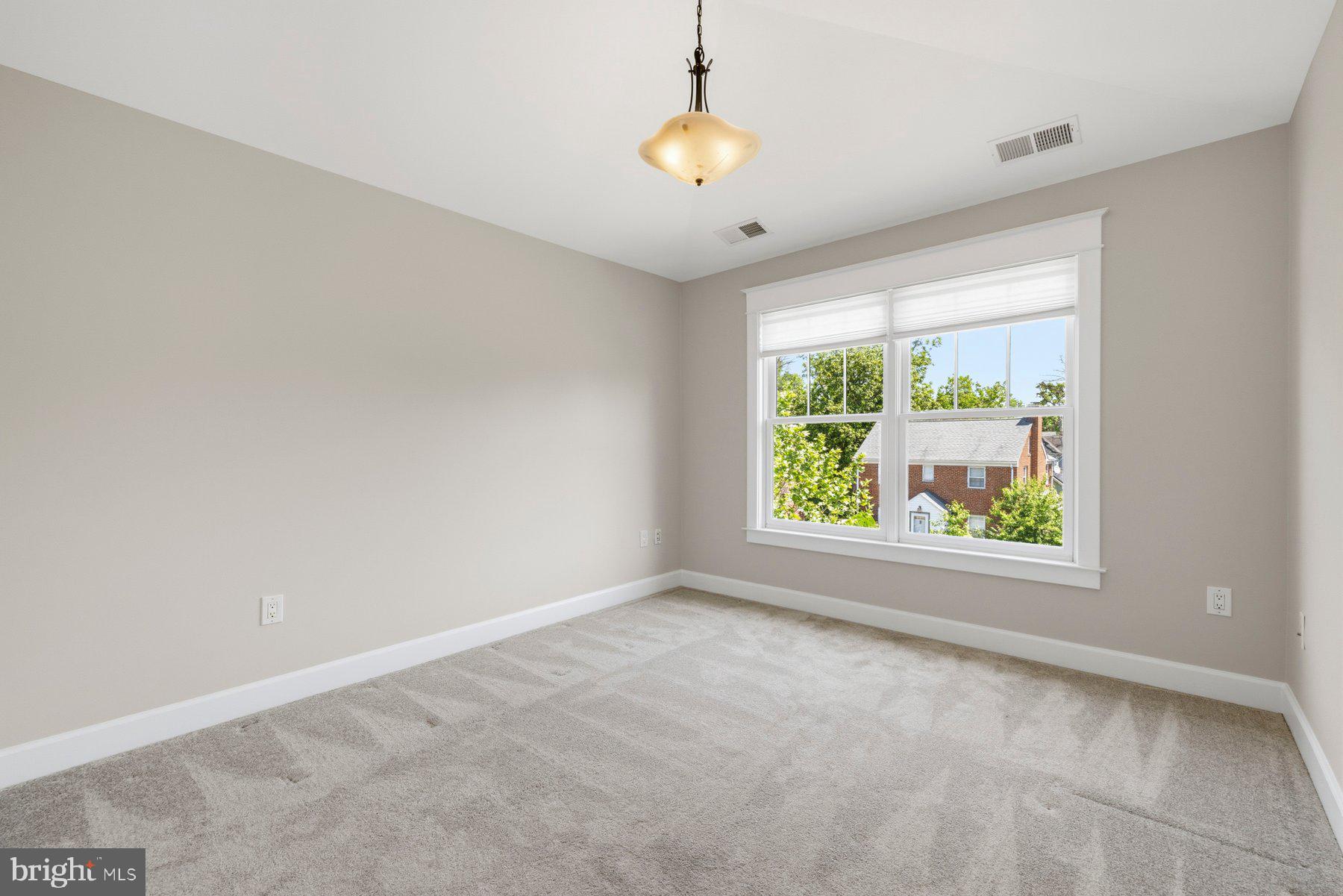 ASHTON HEIGHTS - Residential