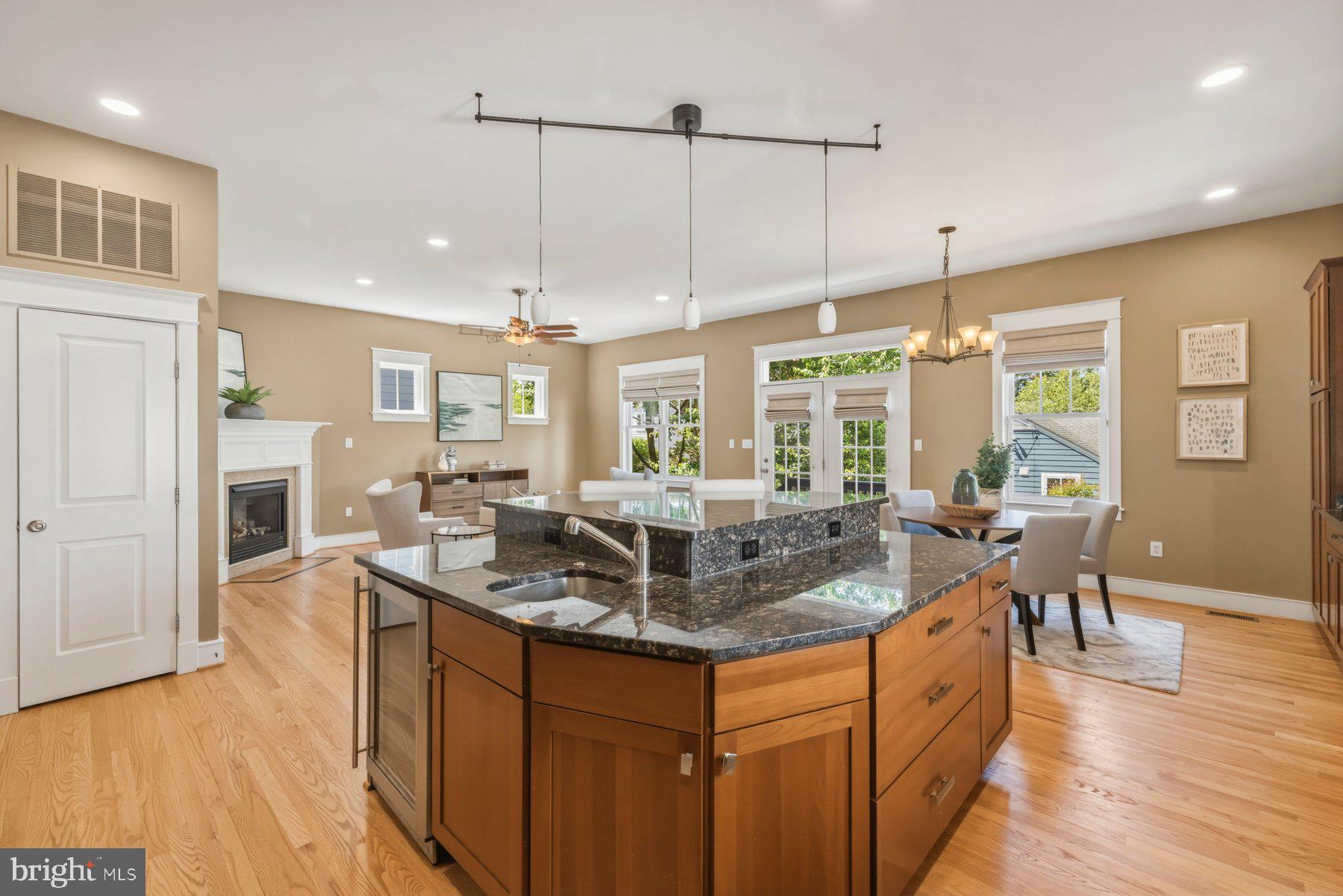 ASHTON HEIGHTS - Residential