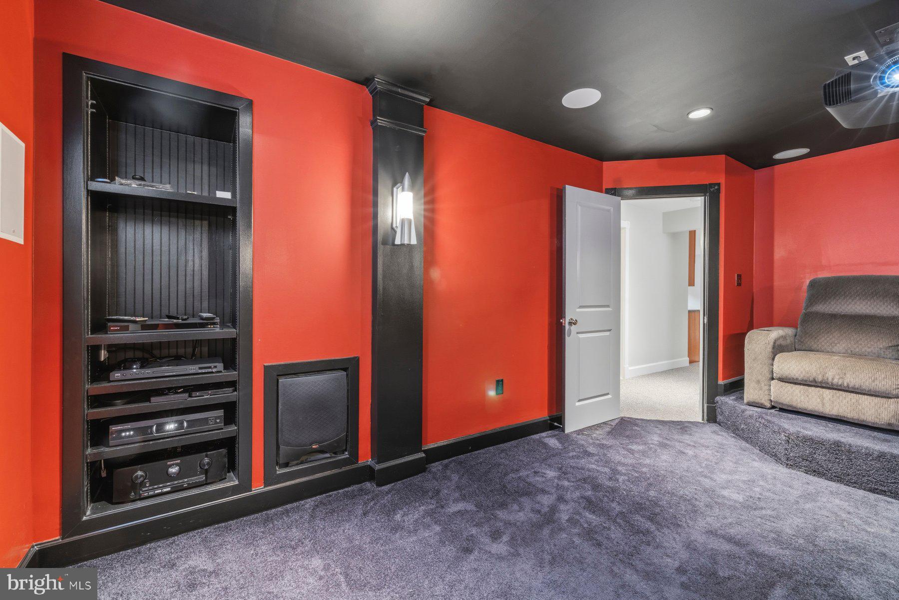 ASHTON HEIGHTS - Residential