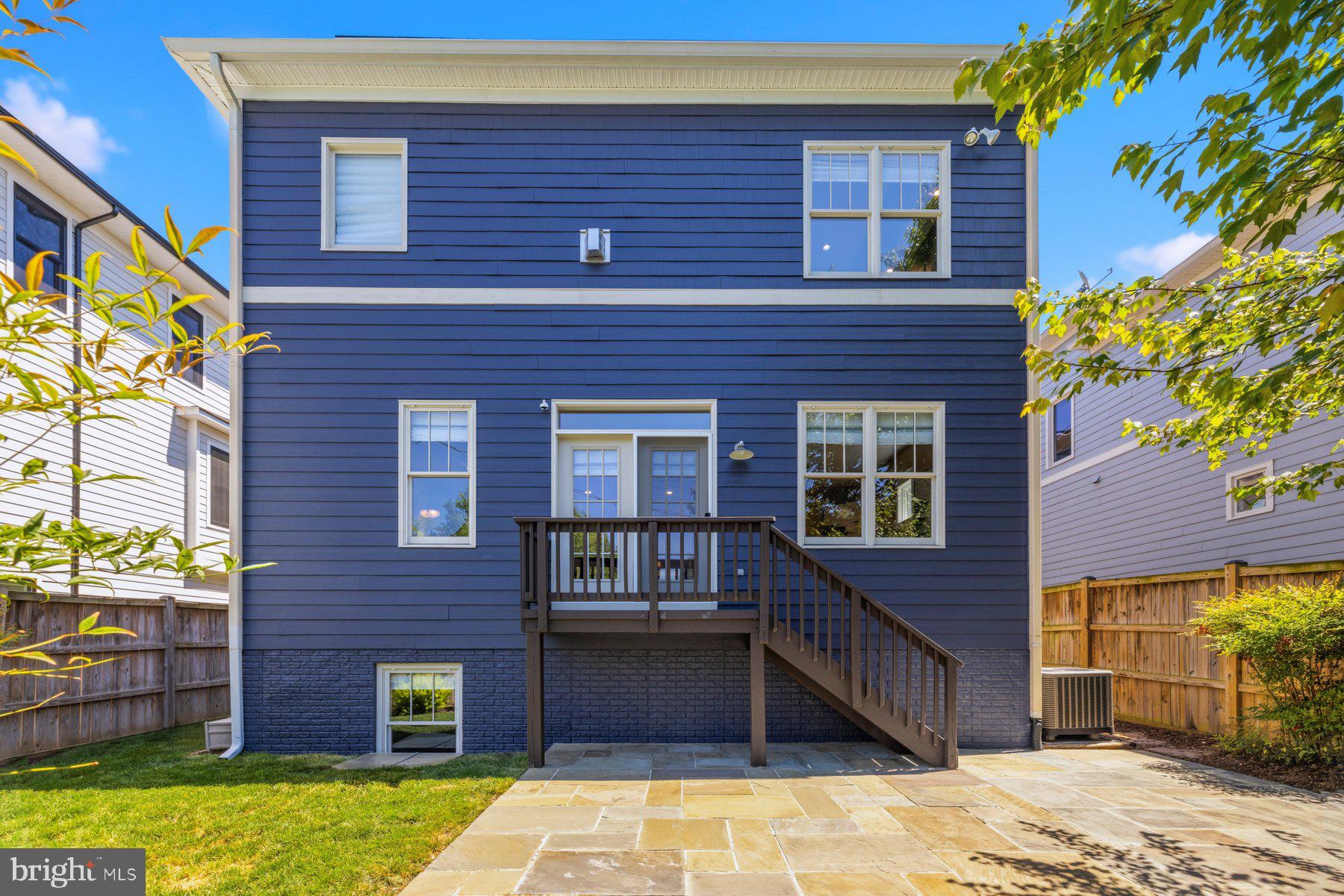ASHTON HEIGHTS - Residential