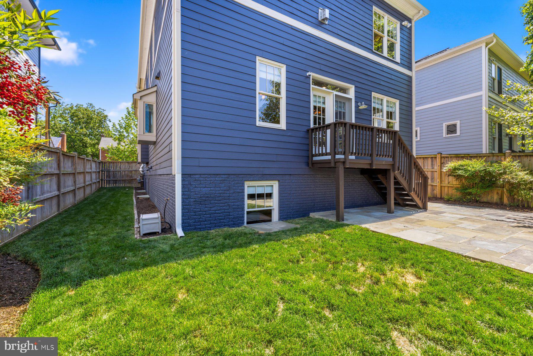 ASHTON HEIGHTS - Residential