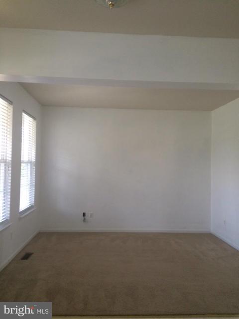 INDEPENDENCE/UNIV VLG - Residential Lease