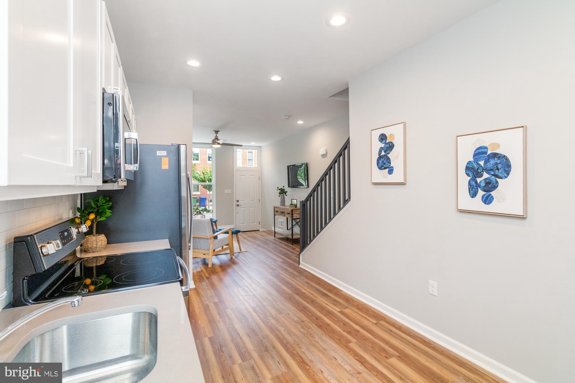BROADWAY EAST - Residential