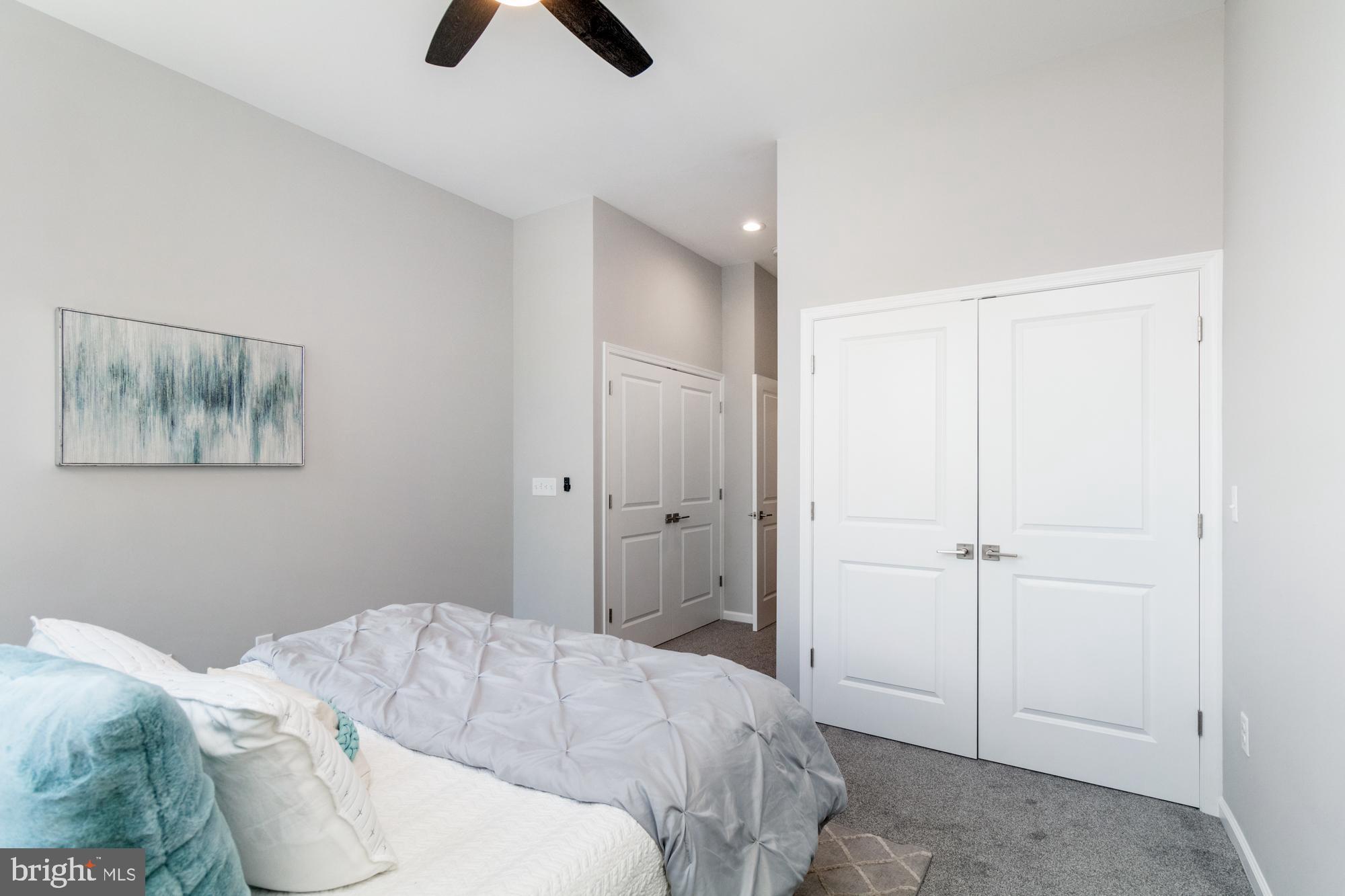 BROADWAY EAST - Residential