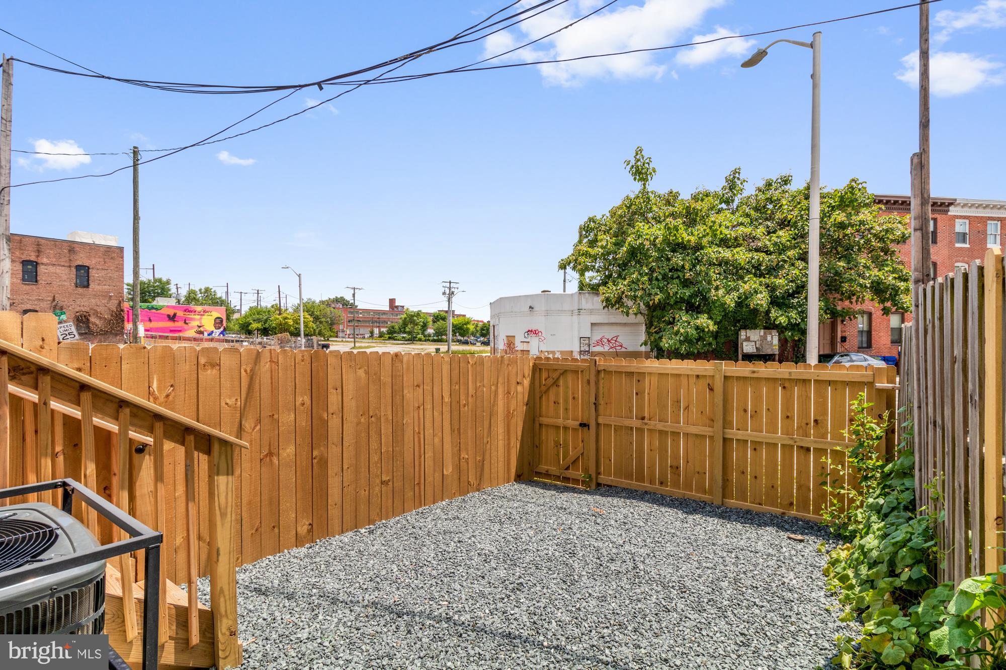 BROADWAY EAST - Residential
