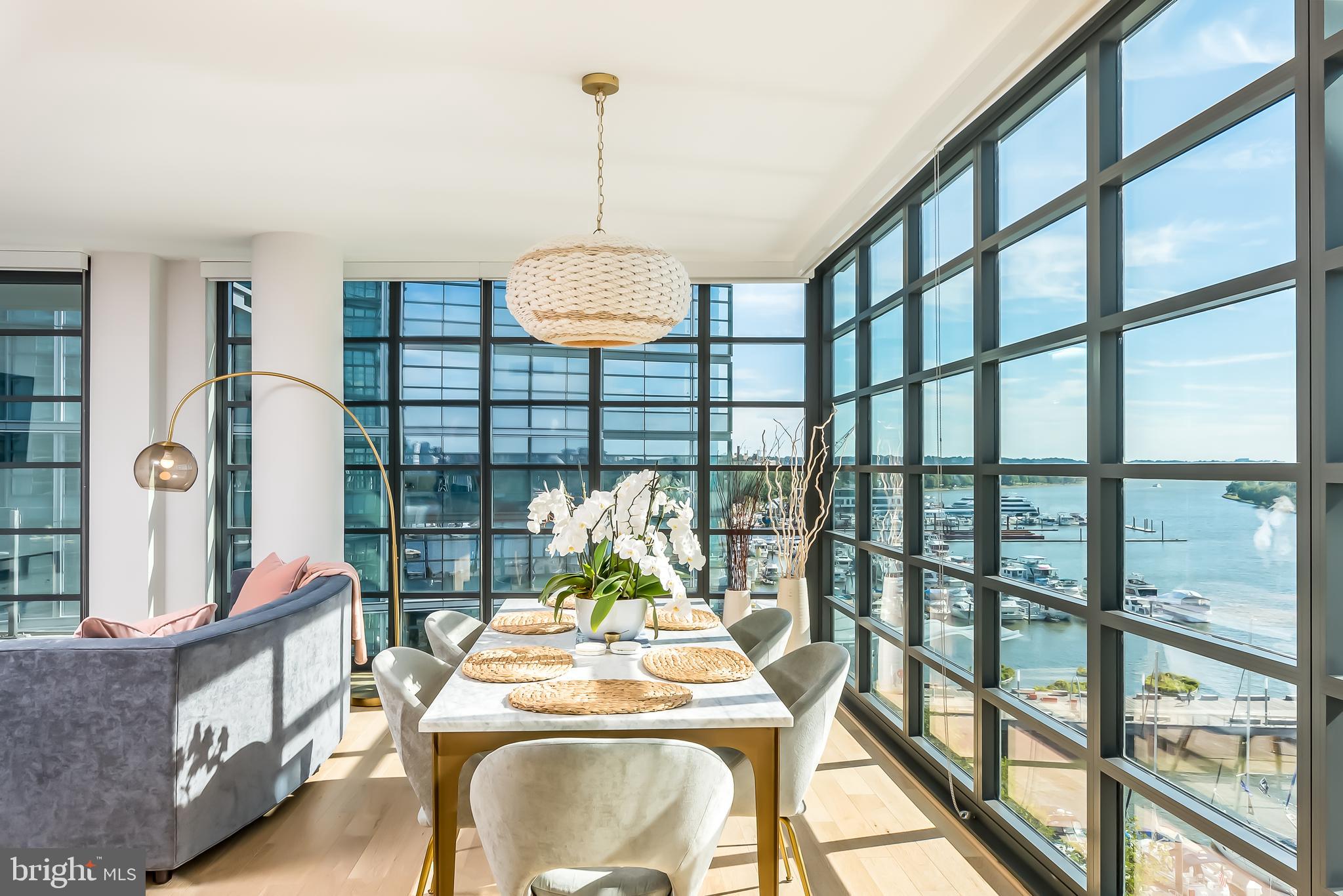 WATERFRONT SW RLA - Residential