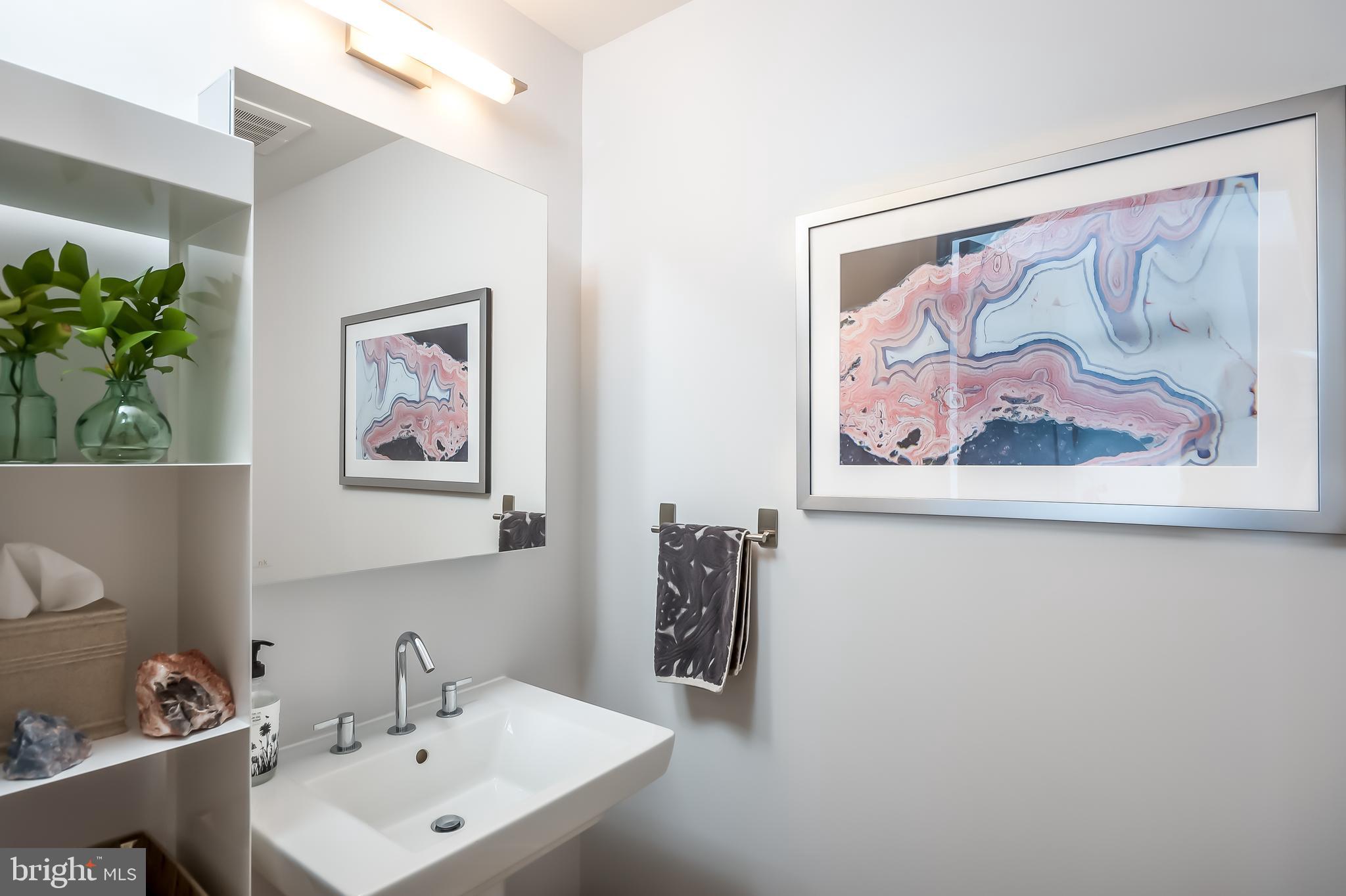 WATERFRONT SW RLA - Residential