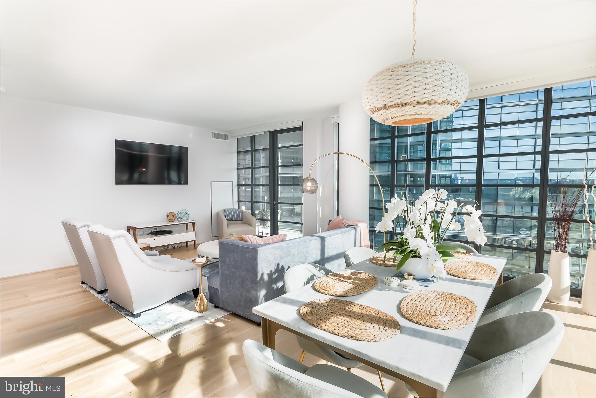 WATERFRONT SW RLA - Residential