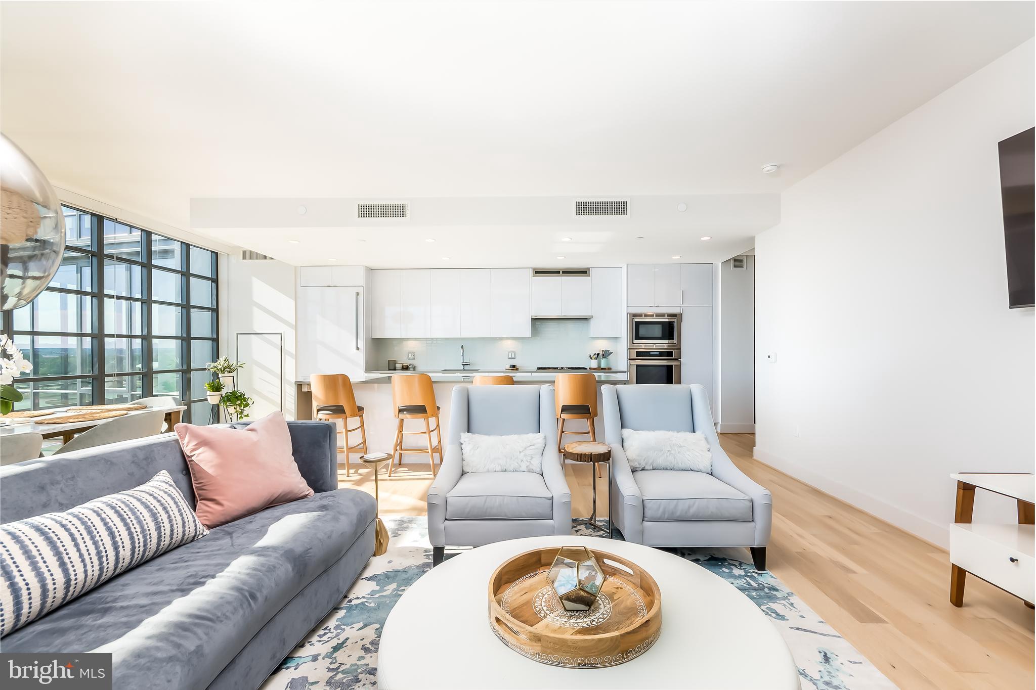 WATERFRONT SW RLA - Residential