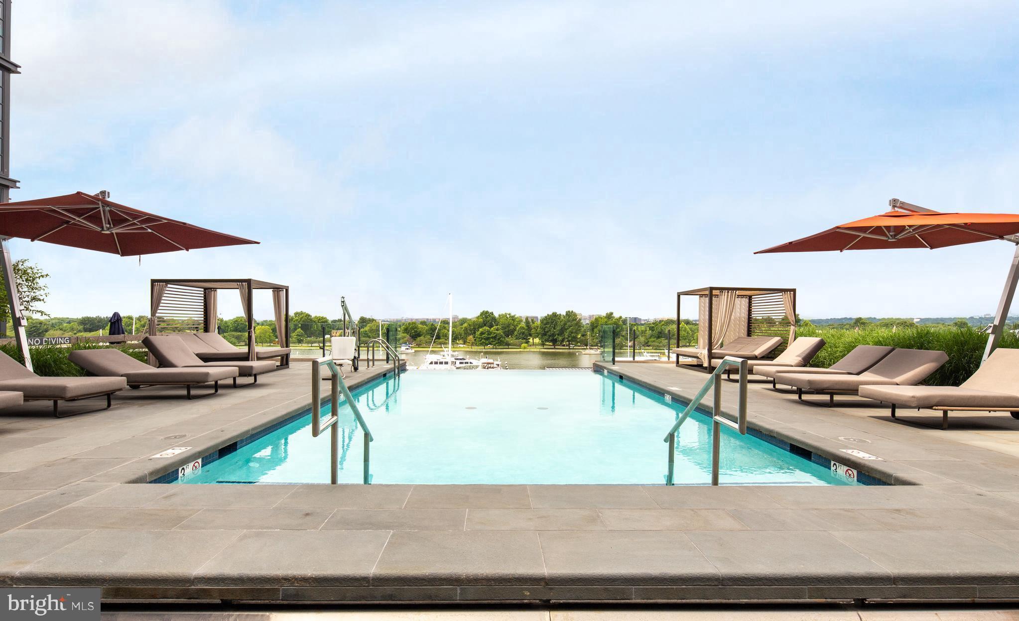 WATERFRONT SW RLA - Residential