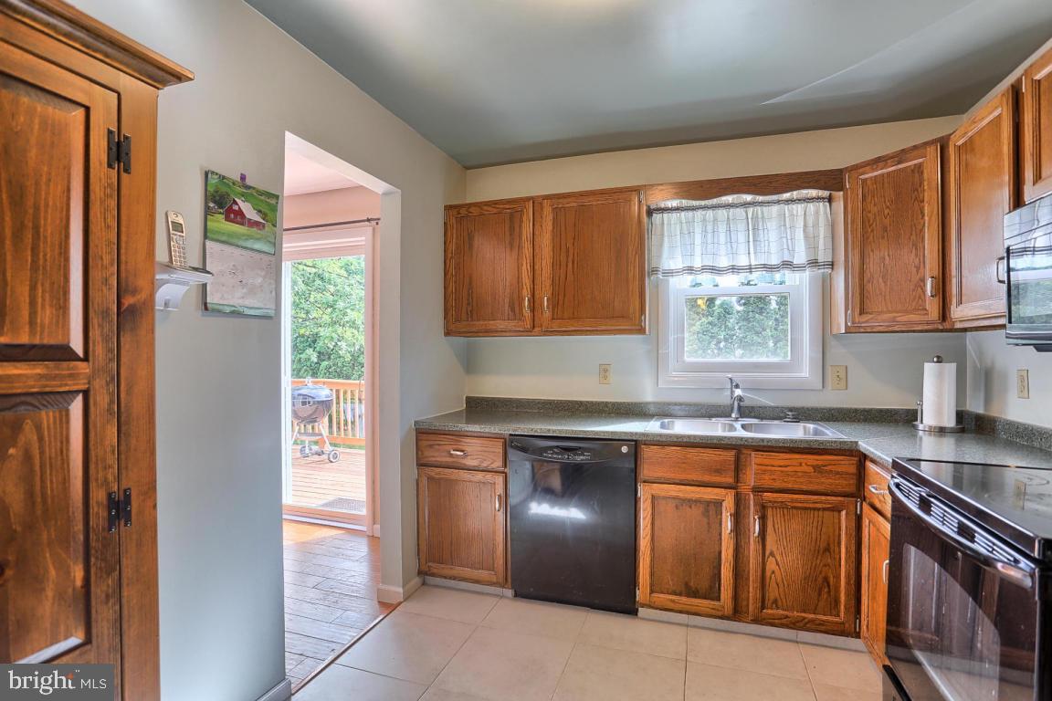 DEER RUN ESTATES - Residential