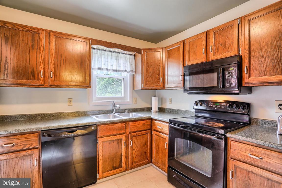 DEER RUN ESTATES - Residential