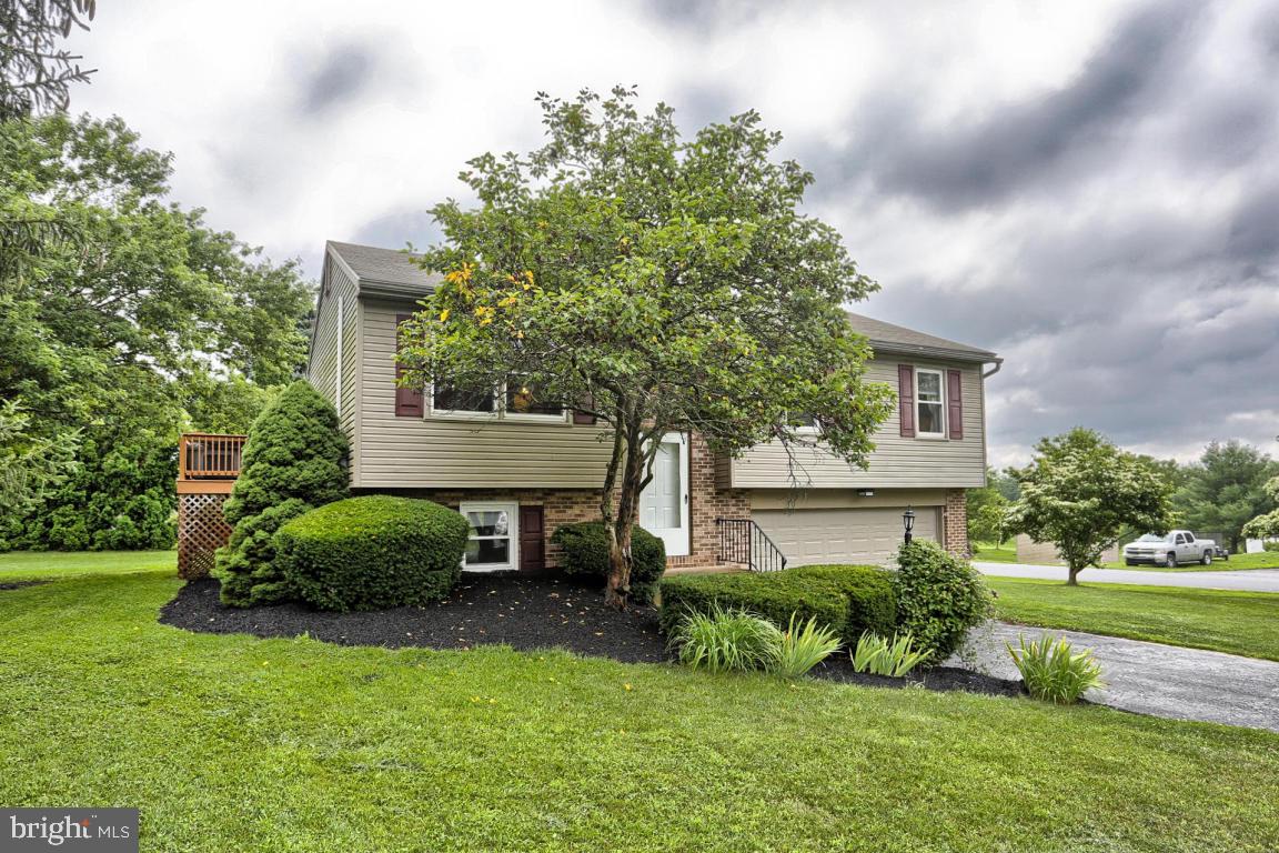 DEER RUN ESTATES - Residential