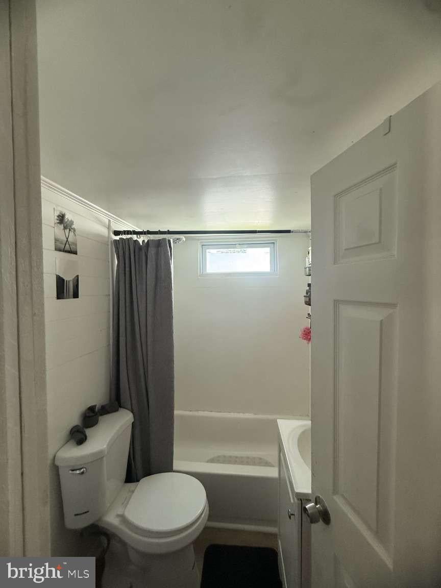 Photo of 109 Lafayette Drive, NORRISTOWN, PA 19403 (MLS # PAMC2187938)