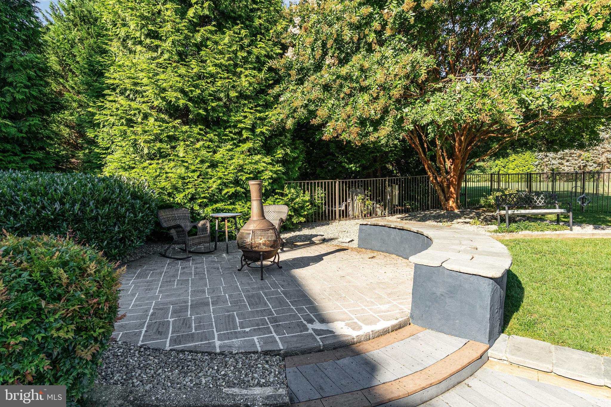 MY LADY'S MANOR - Residential