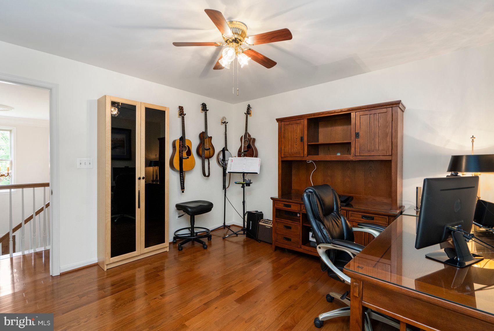 MIDDLEBURY - Residential