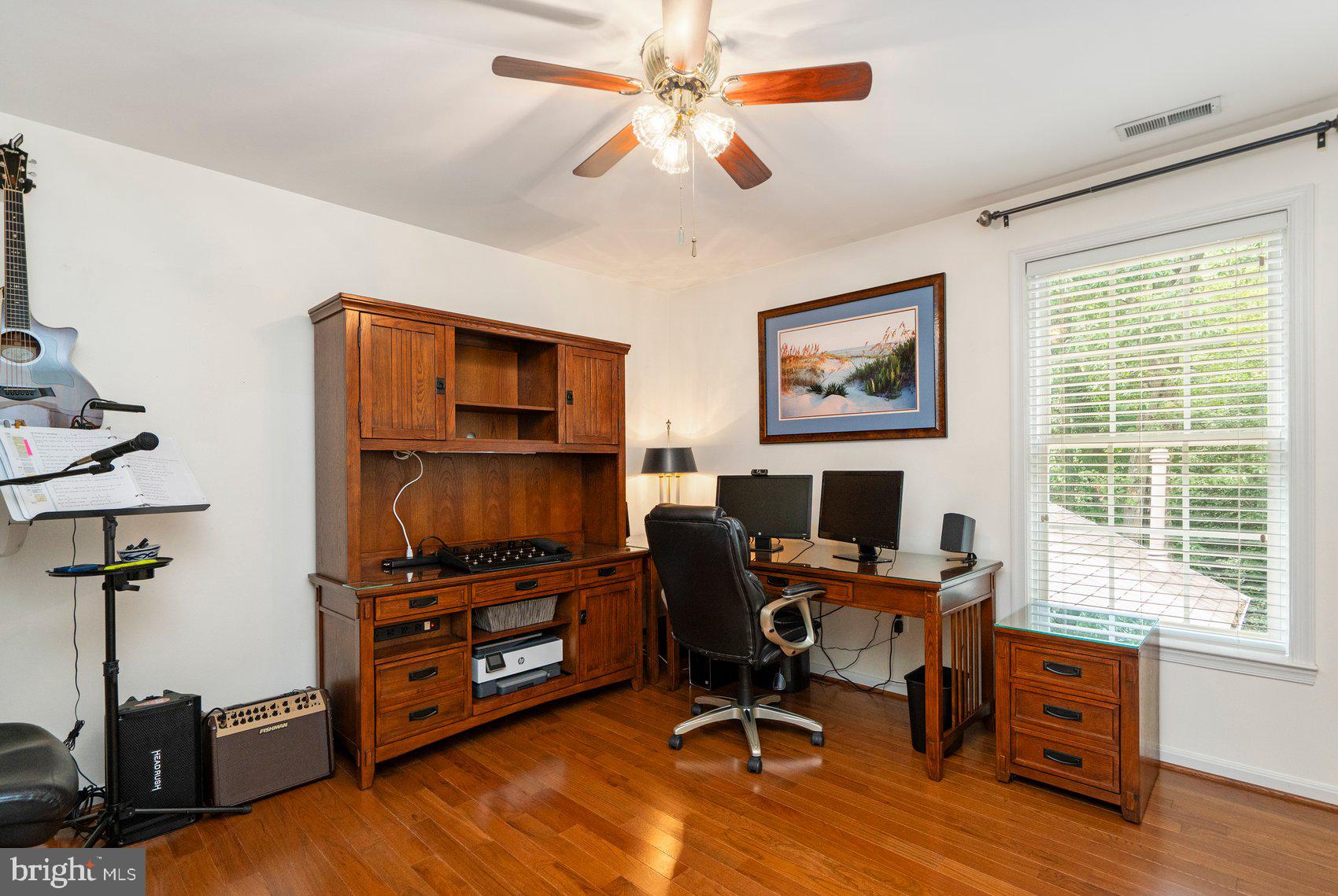 MIDDLEBURY - Residential